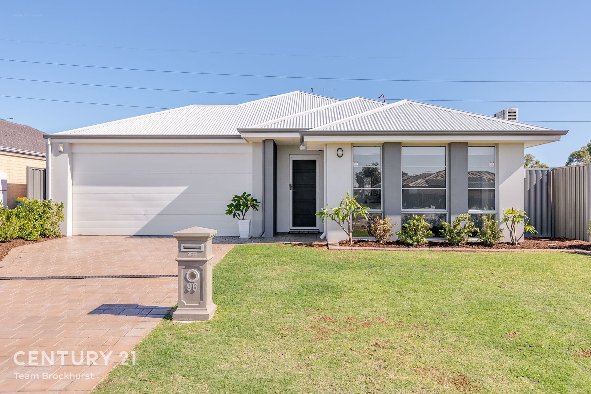 7/10 Warton Rd, Huntingdale, WA, 6110, Southern River - Image 1