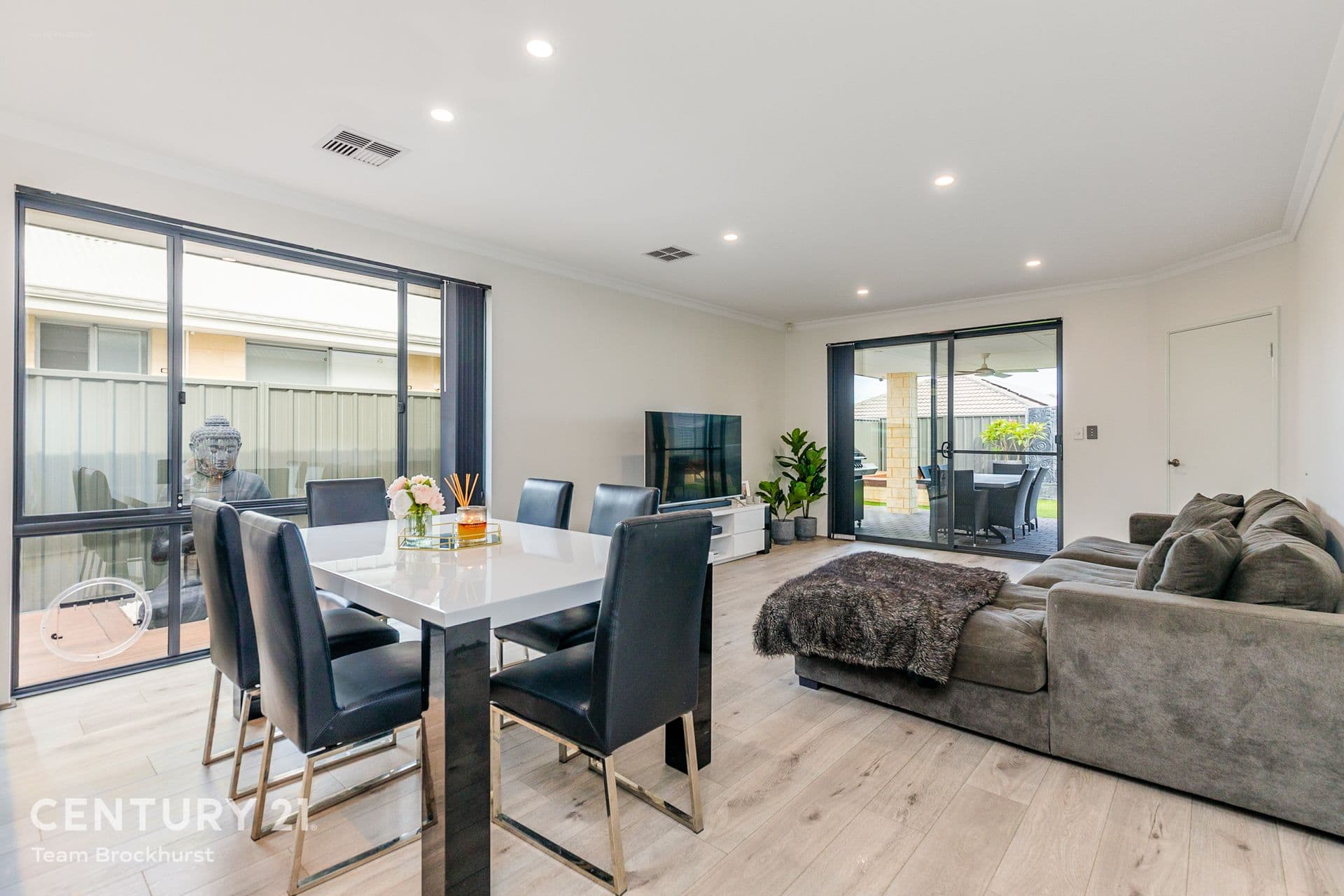 7/10 Warton Rd, Huntingdale, WA, 6110, Piara Waters - Thumbnail 3