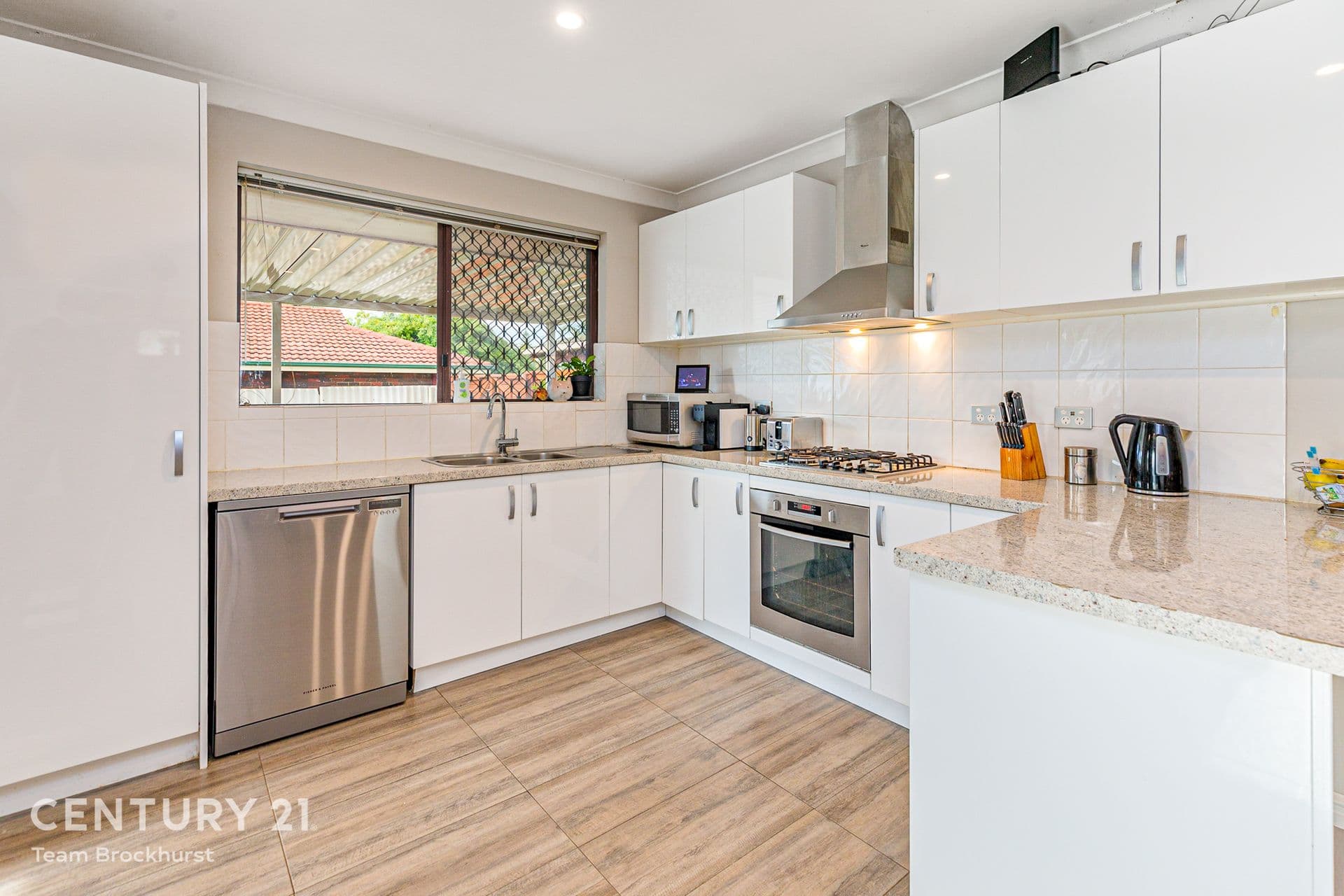 12 Fagence Way, Thornlie, WA, 6108, Thornlie - Image 1