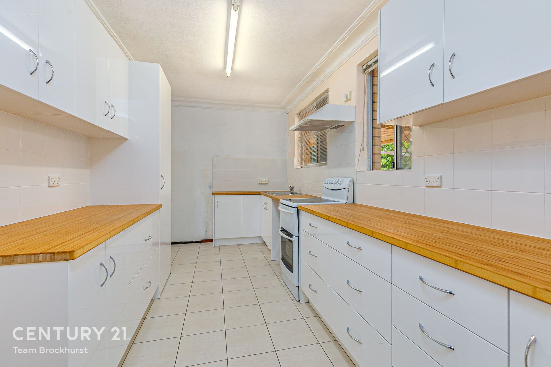 7/10 Warton Rd, Huntingdale, WA, 6110, Thornlie - Thumbnail 2