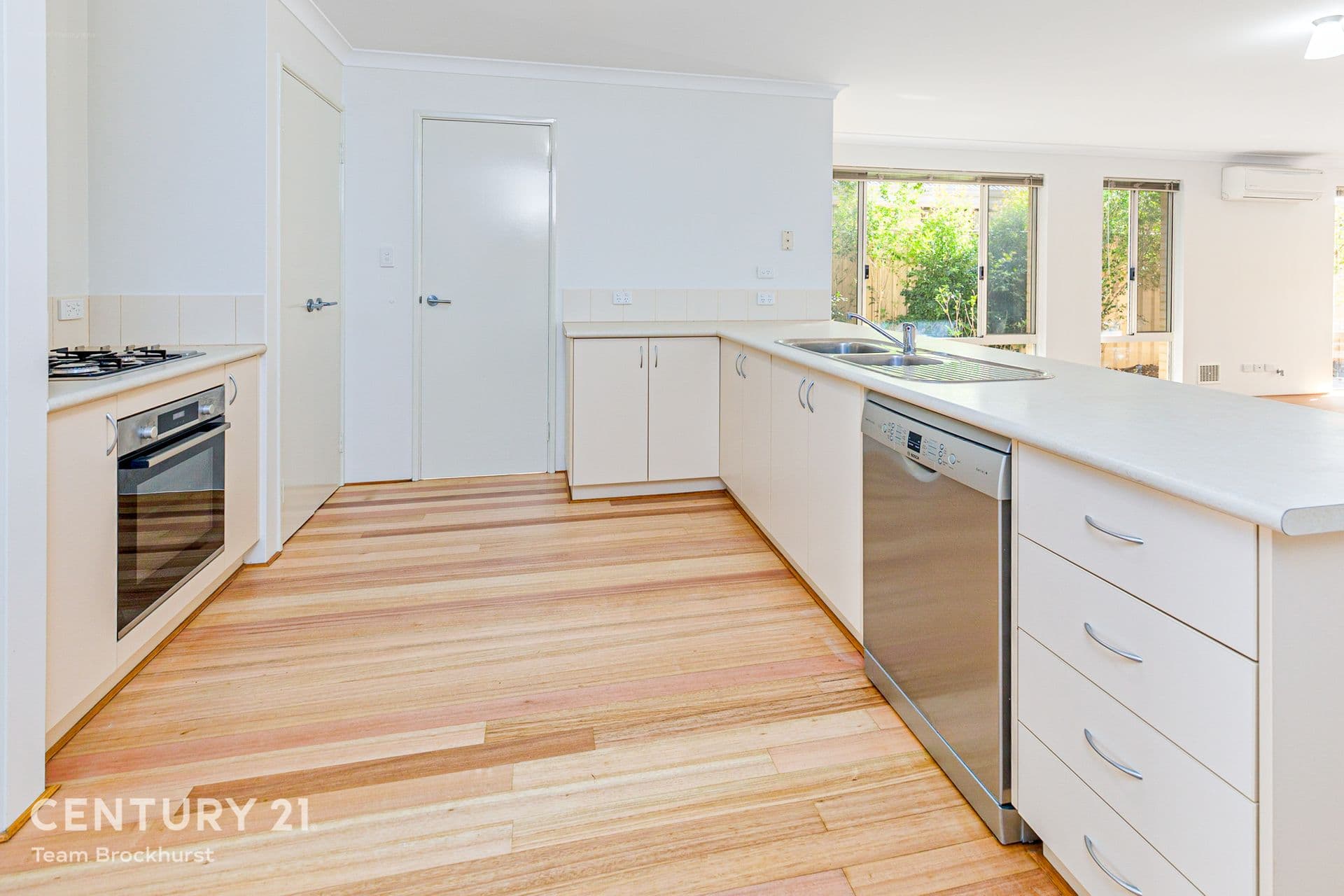 7/10 Warton Rd, Huntingdale, WA, 6110, Gosnells - Thumbnail 2