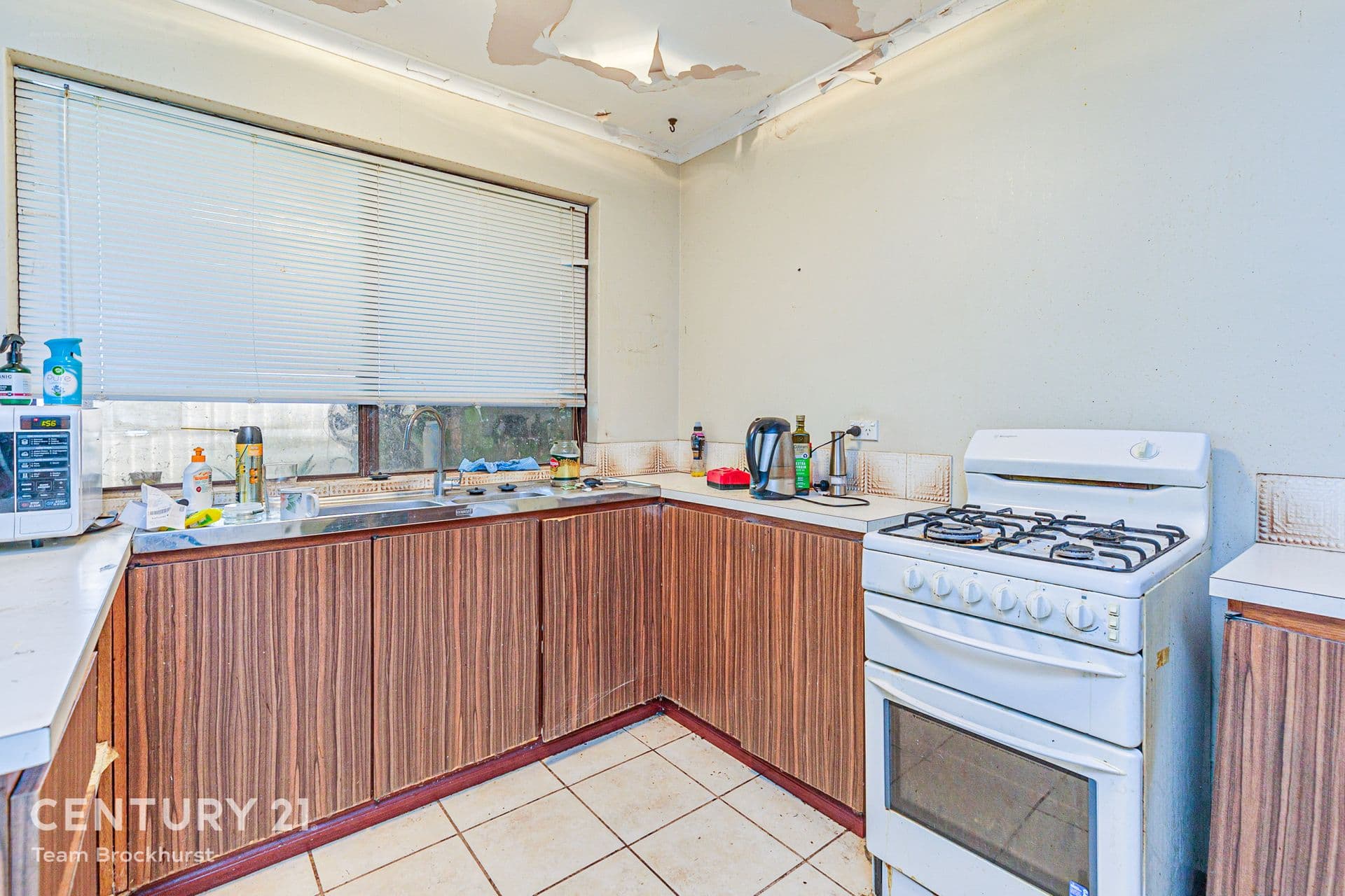 4 Burtonia Way, Forrestfield, WA, 6058, Forrestfield - Thumbnail 8