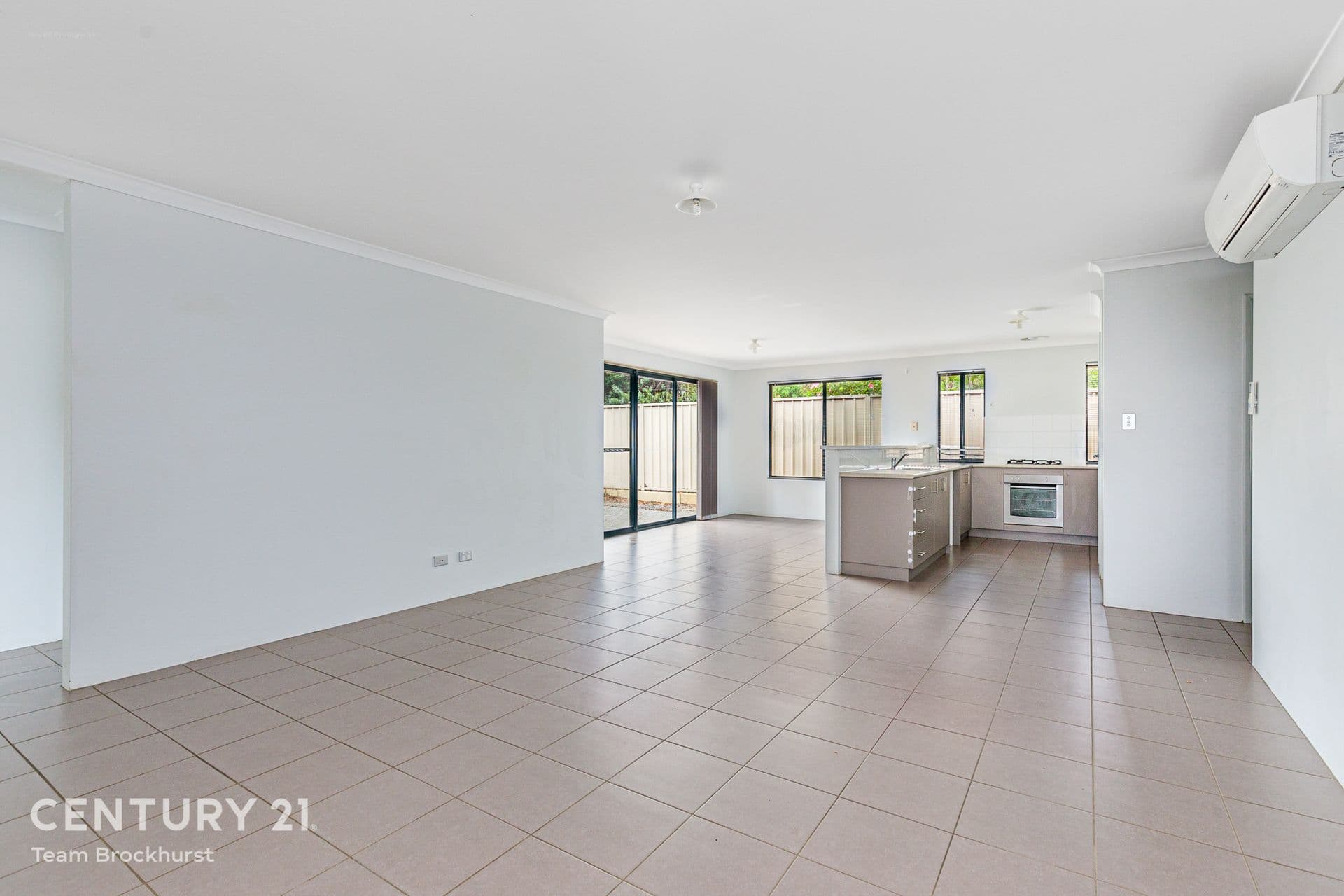 2/141 Third Avenue, Kelmscott, WA, 6111, Kelmscott - Thumbnail 5