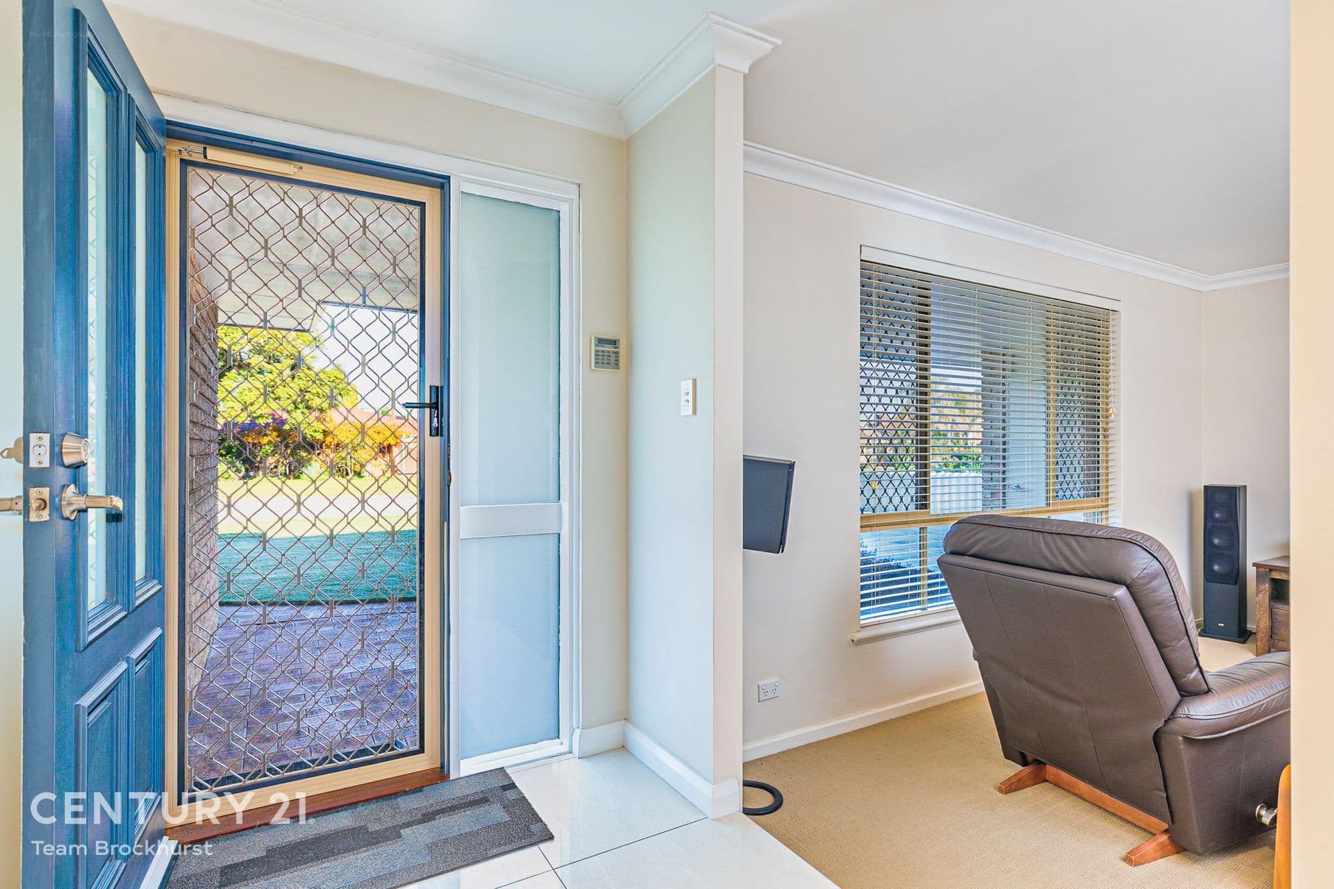 20 Voyager Drive, Thornlie, WA, 6108, Thornlie - Thumbnail 5