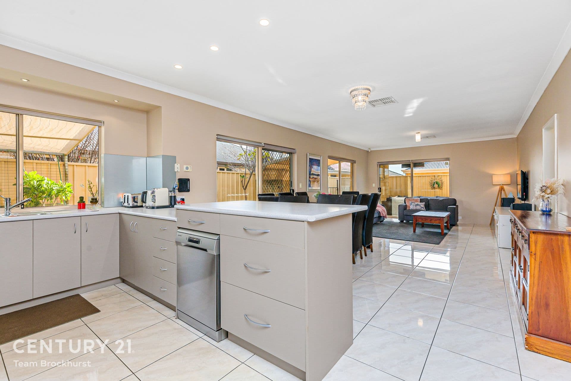 7/10 Warton Rd, Huntingdale, WA, 6110, Gosnells - Thumbnail 3