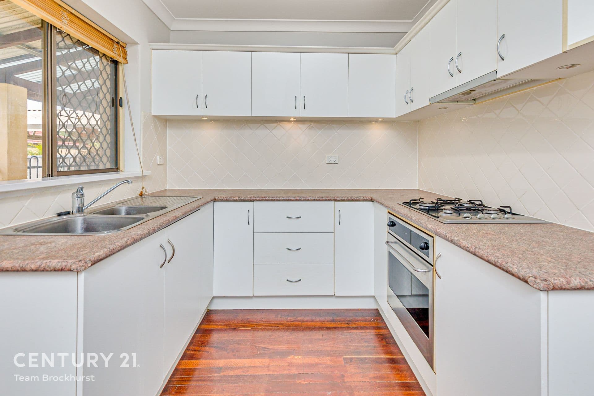 416 Belgravia Street, Cloverdale, WA, 6105, Cloverdale - Thumbnail 3