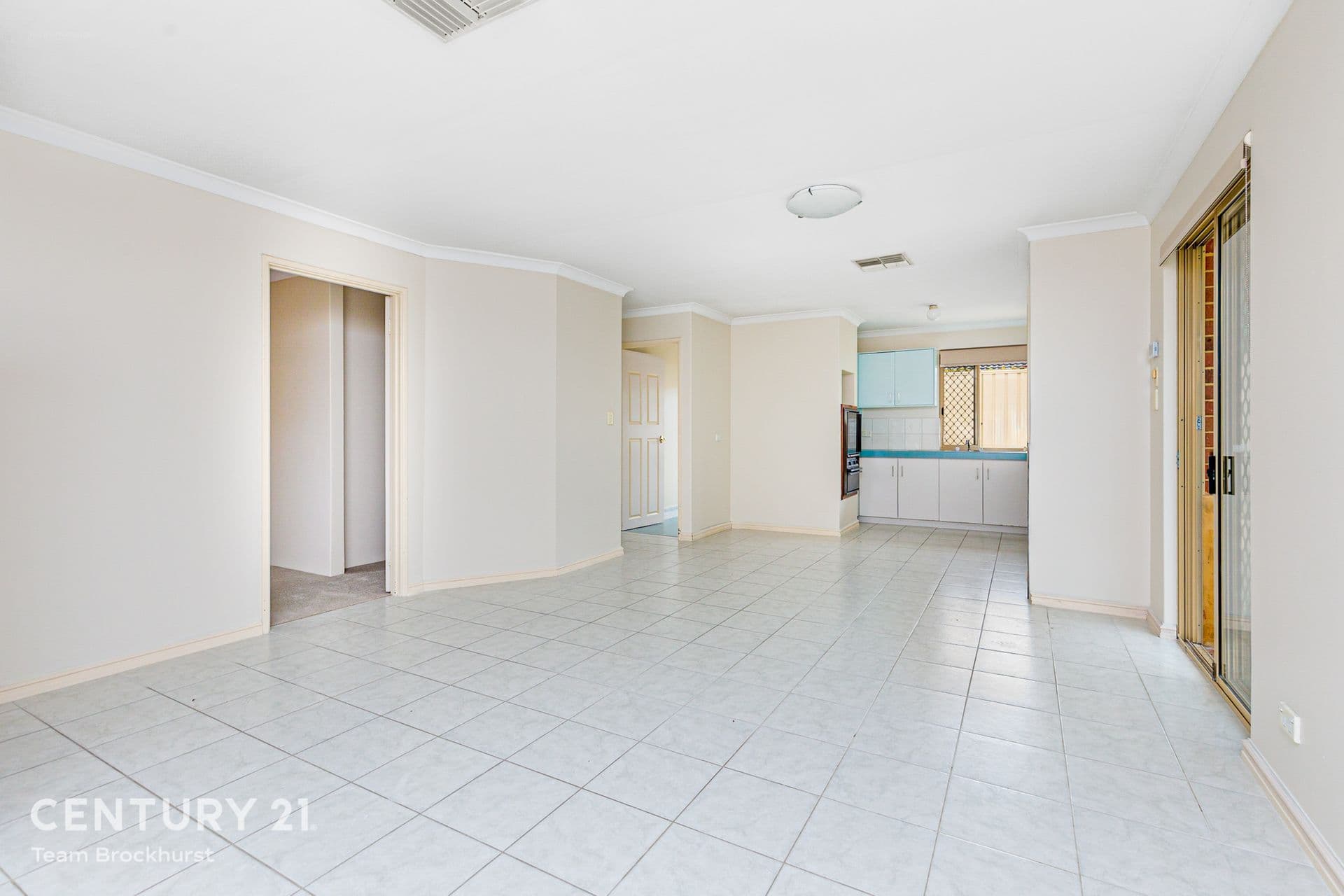 2/14 Skytown Place, Queens Park, WA, 6107, Queens Park - Thumbnail 6