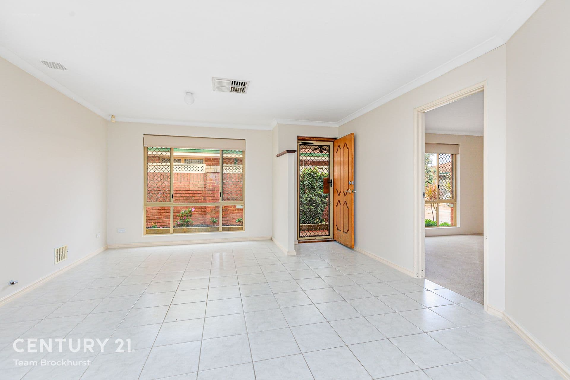 2/14 Skytown Place, Queens Park, WA, 6107, Queens Park - Thumbnail 7