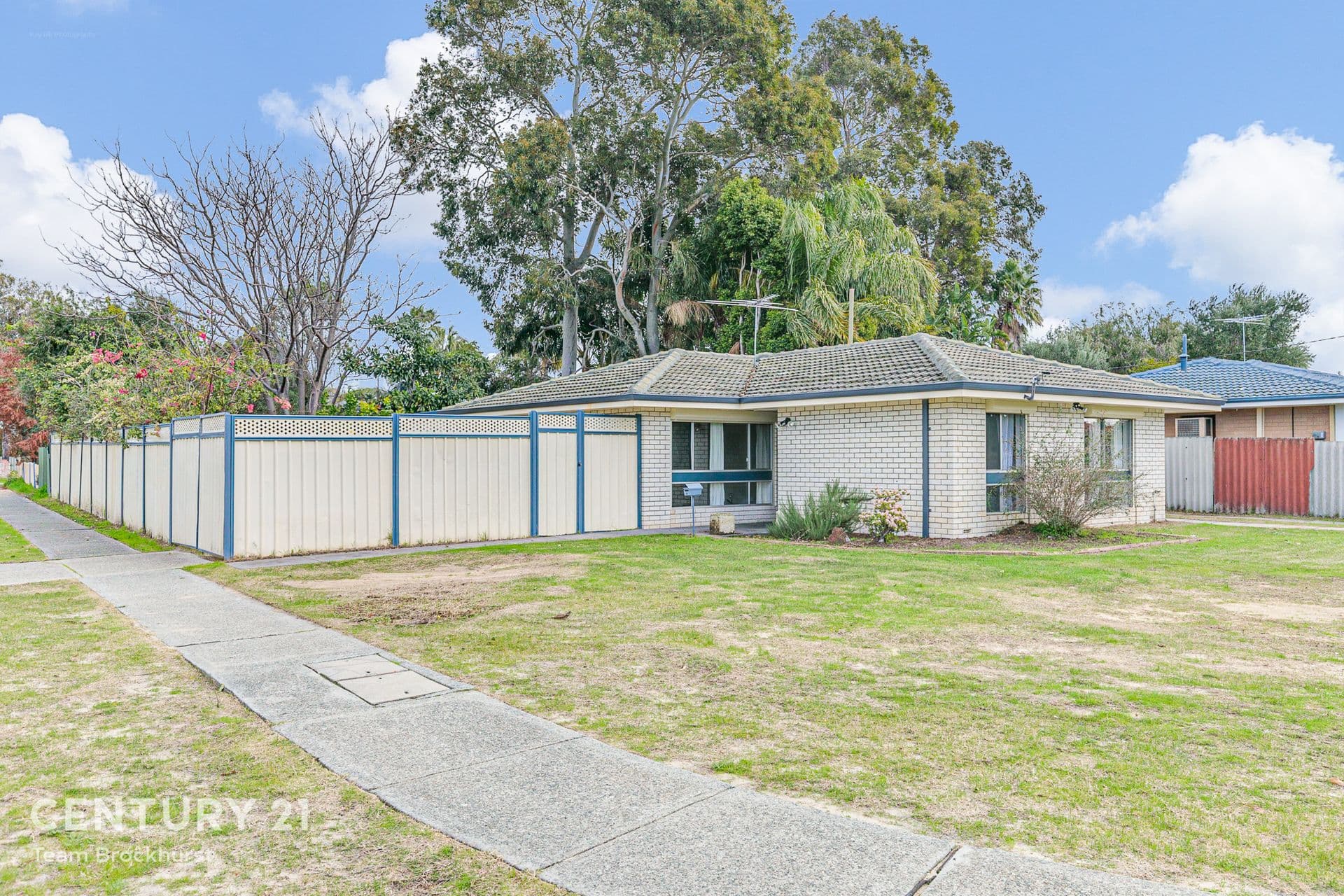 7/10 Warton Rd, Huntingdale, WA, 6110, Huntingdale - Image 1