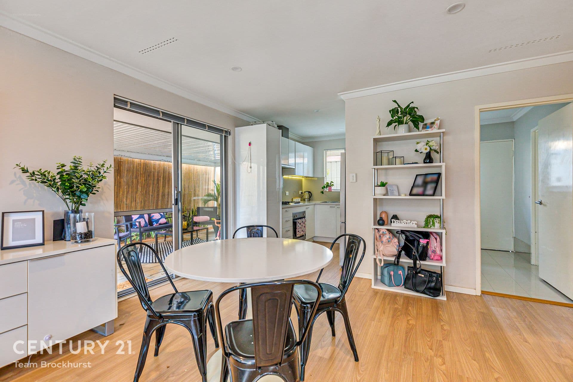 3b Nethercott Street, Huntingdale, WA, 6110, Huntingdale - Thumbnail 7