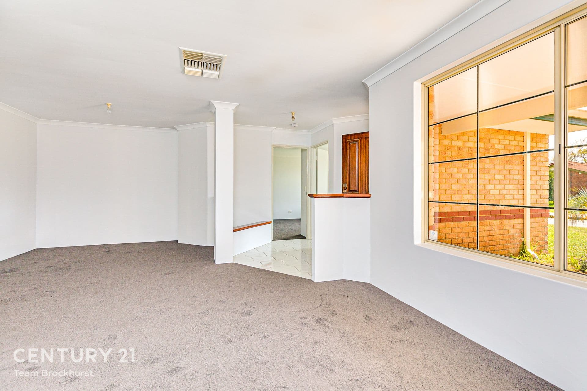 30 Bellbird Avenue, Huntingdale, WA, 6110, Huntingdale - Thumbnail 4