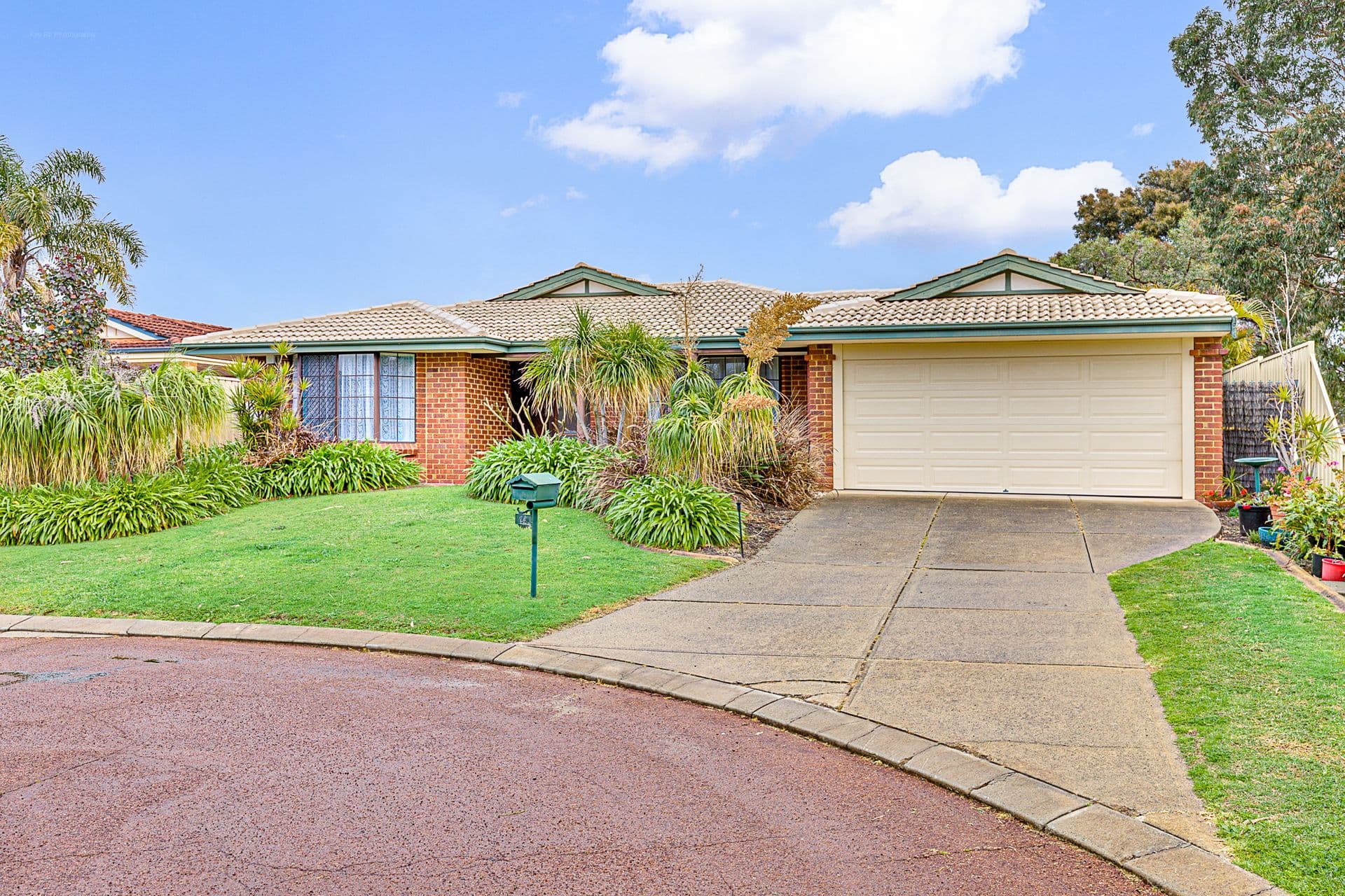 24 Pipit Close, Huntingdale, WA, 6110, Huntingdale - Thumbnail 5