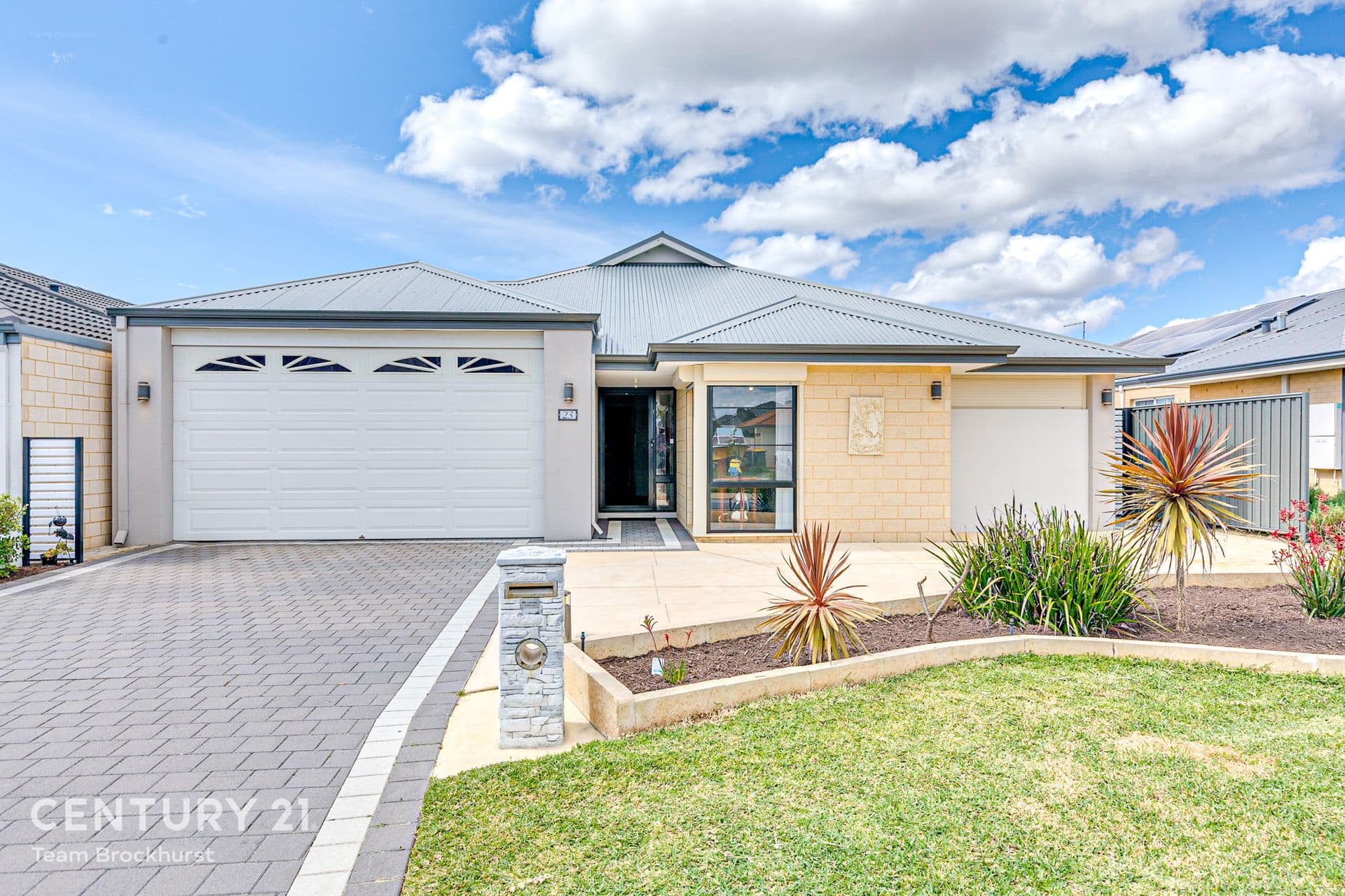 23 Fallon Place, Seville Grove, WA, 6112, Seville Grove - Thumbnail 2