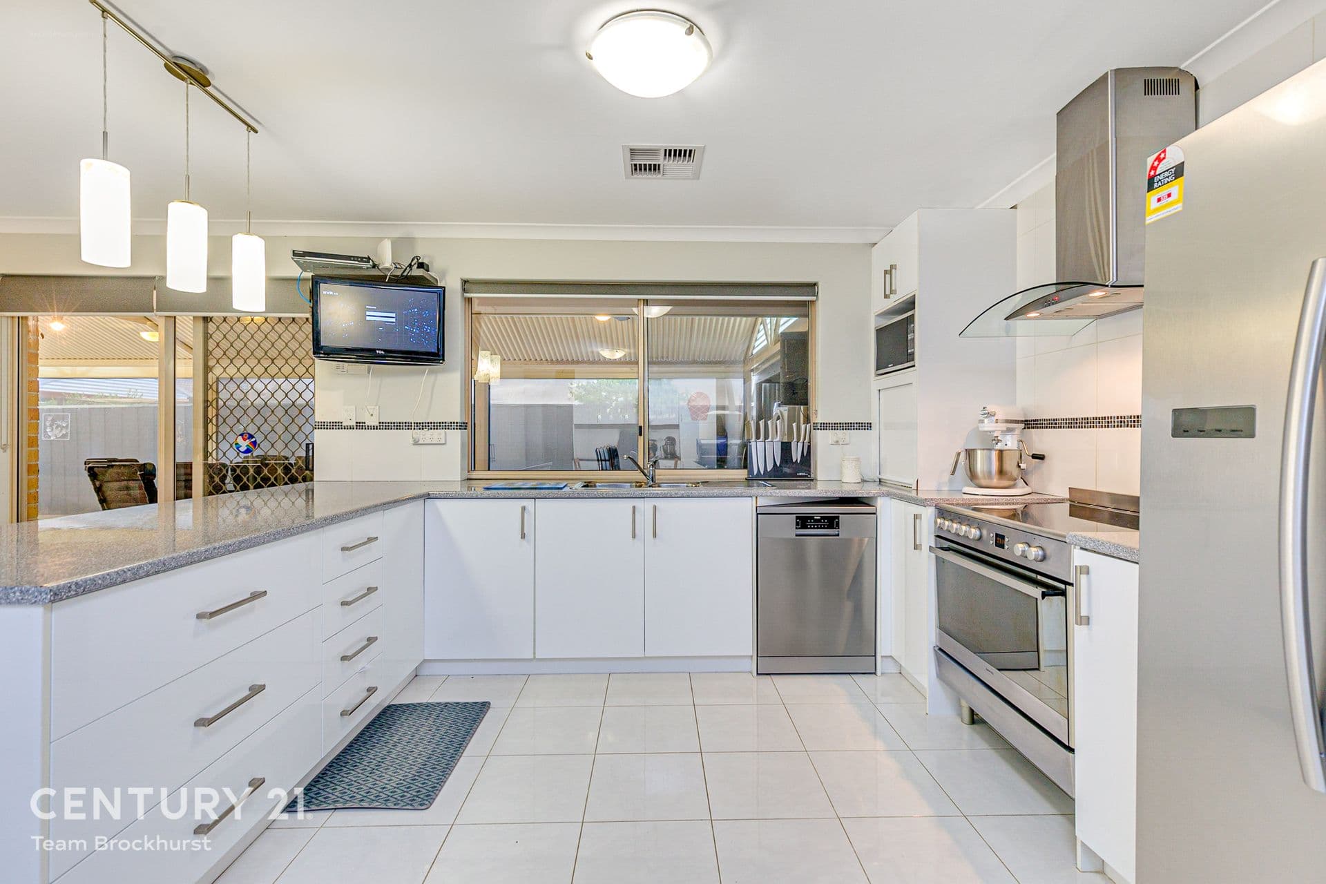 7/10 Warton Rd, Huntingdale, WA, 6110, Gosnells - Image 1