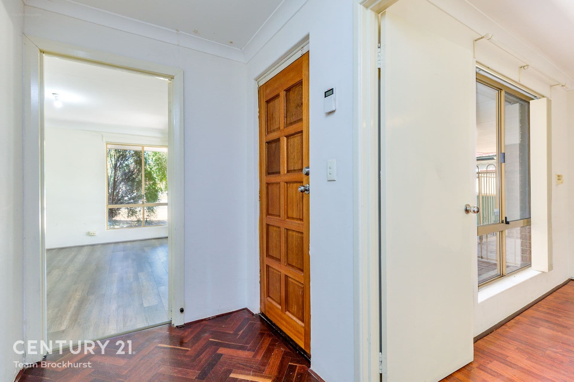 16 Kidman Court, Thornlie, WA, 6108, Thornlie - Thumbnail 5