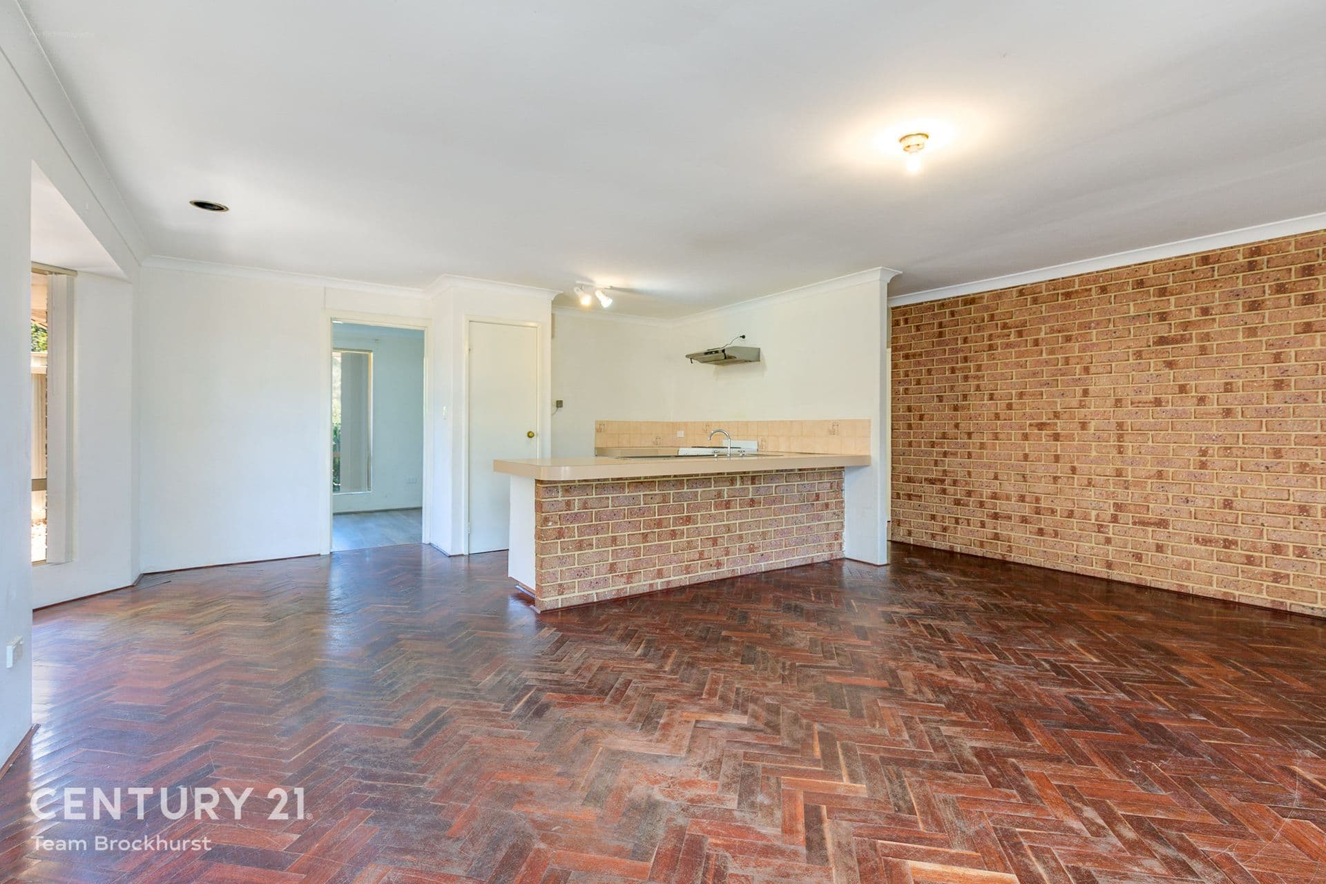 16 Kidman Court, Thornlie, WA, 6108, Thornlie - Image 1
