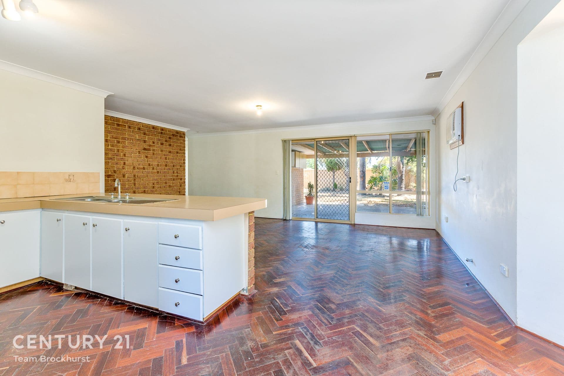 16 Kidman Court, Thornlie, WA, 6108, Thornlie - Thumbnail 7