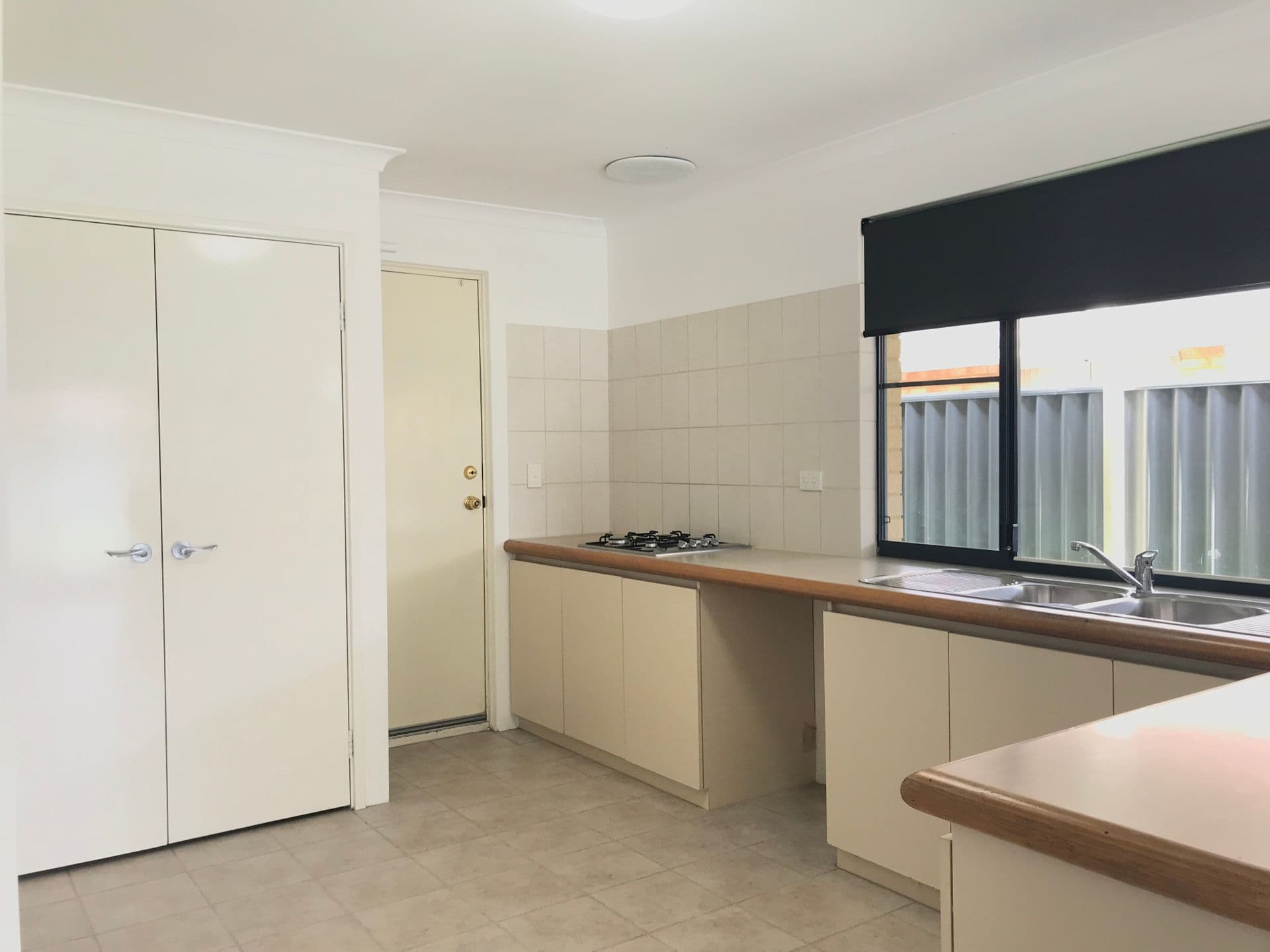 7/10 Warton Rd, Huntingdale, WA, 6110, Thornlie - Thumbnail 2