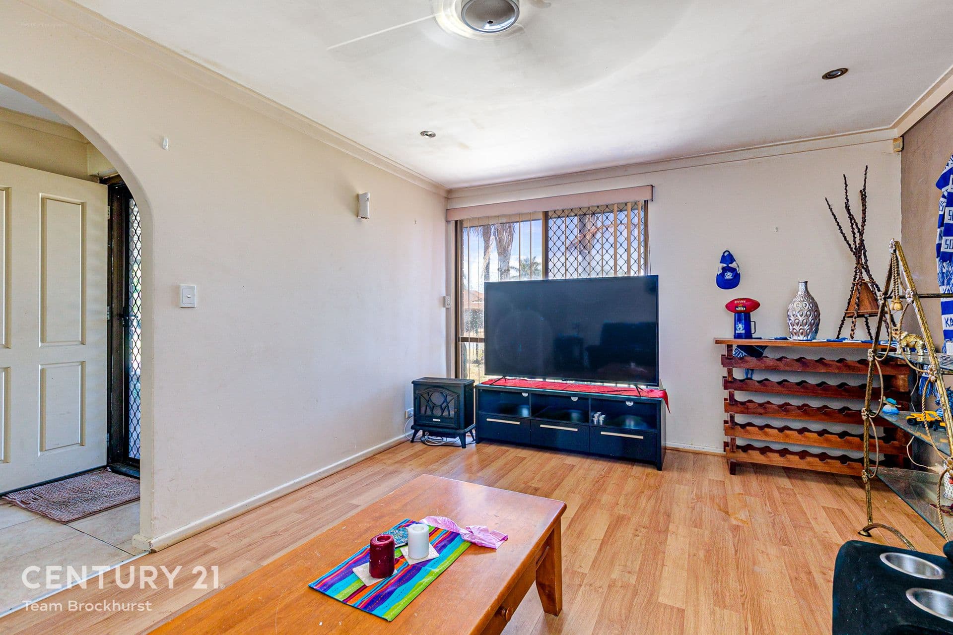 24 Sapling Way, Camillo, WA, 6111, Camillo - Thumbnail 8