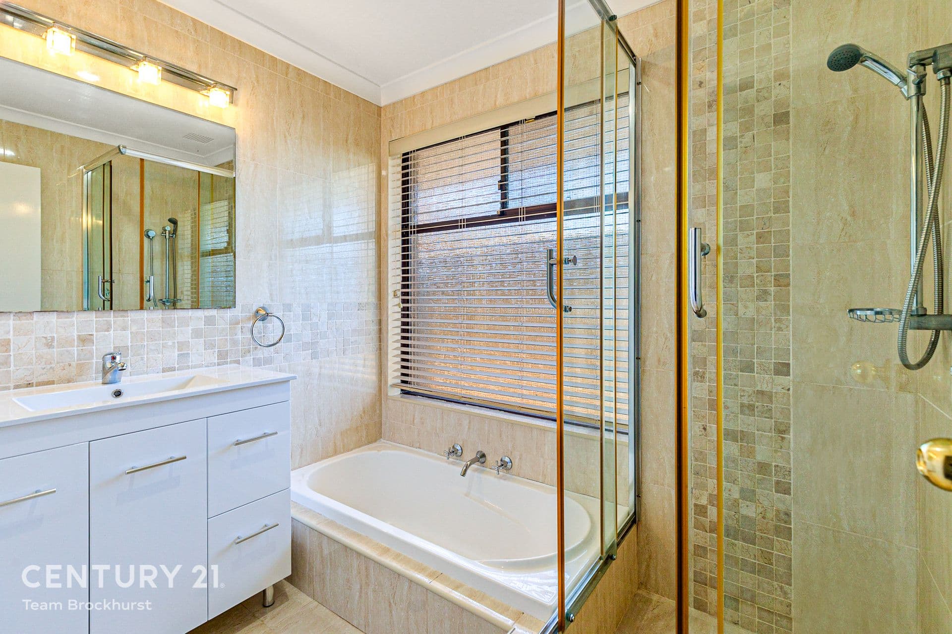 7/10 Warton Rd, Huntingdale, WA, 6110, Thornlie - Thumbnail 4