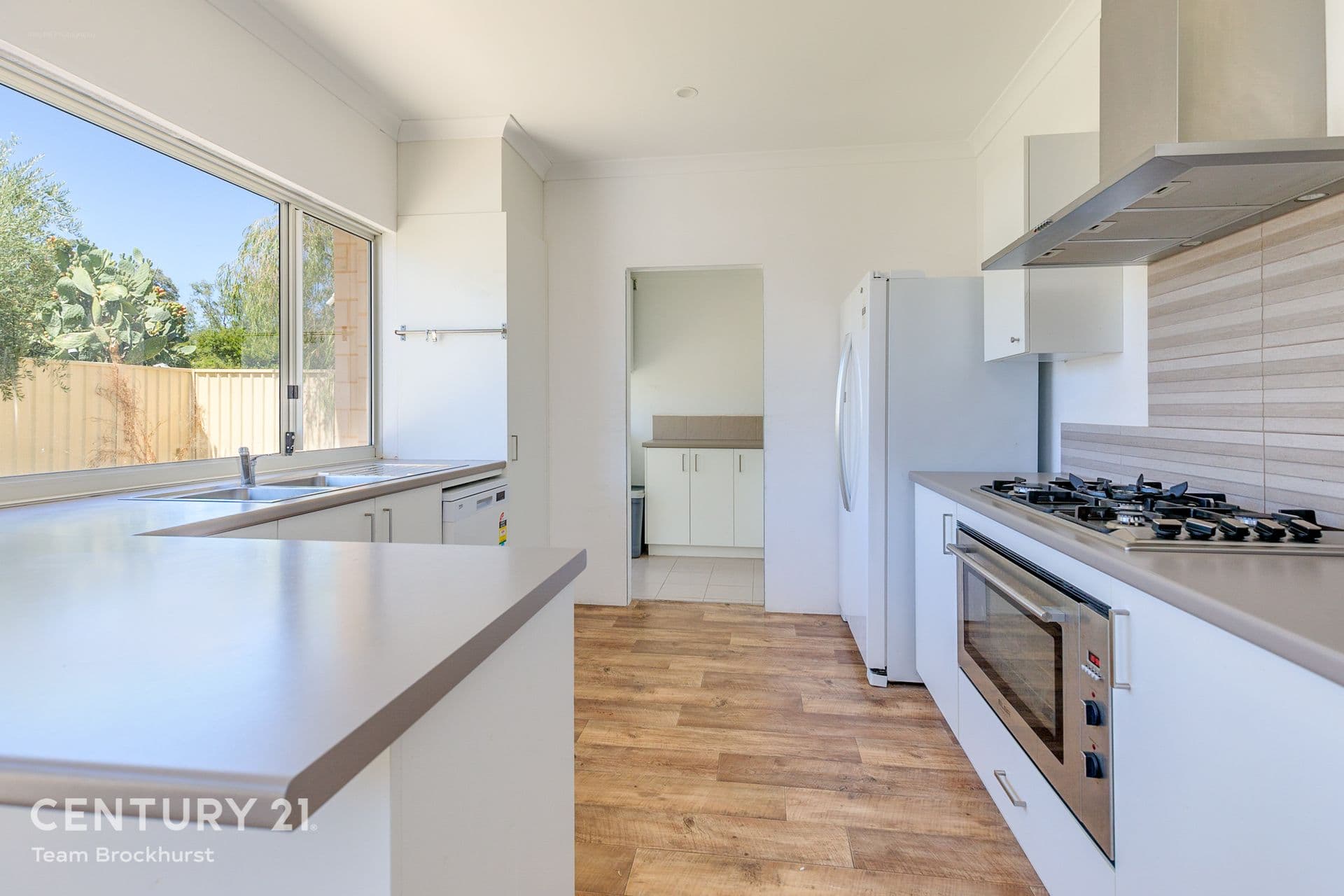 7/10 Warton Rd, Huntingdale, WA, 6110, Martin - Thumbnail 3