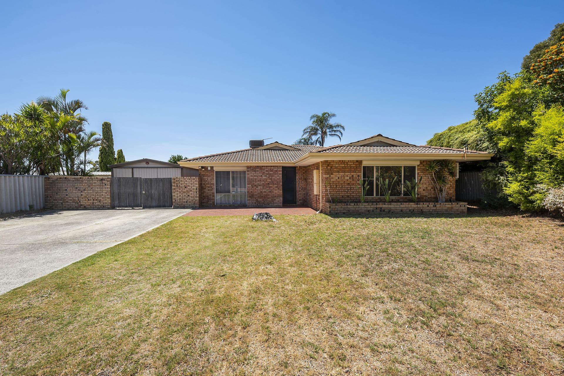 7/10 Warton Rd, Huntingdale, WA, 6110, High Wycombe - Image 1