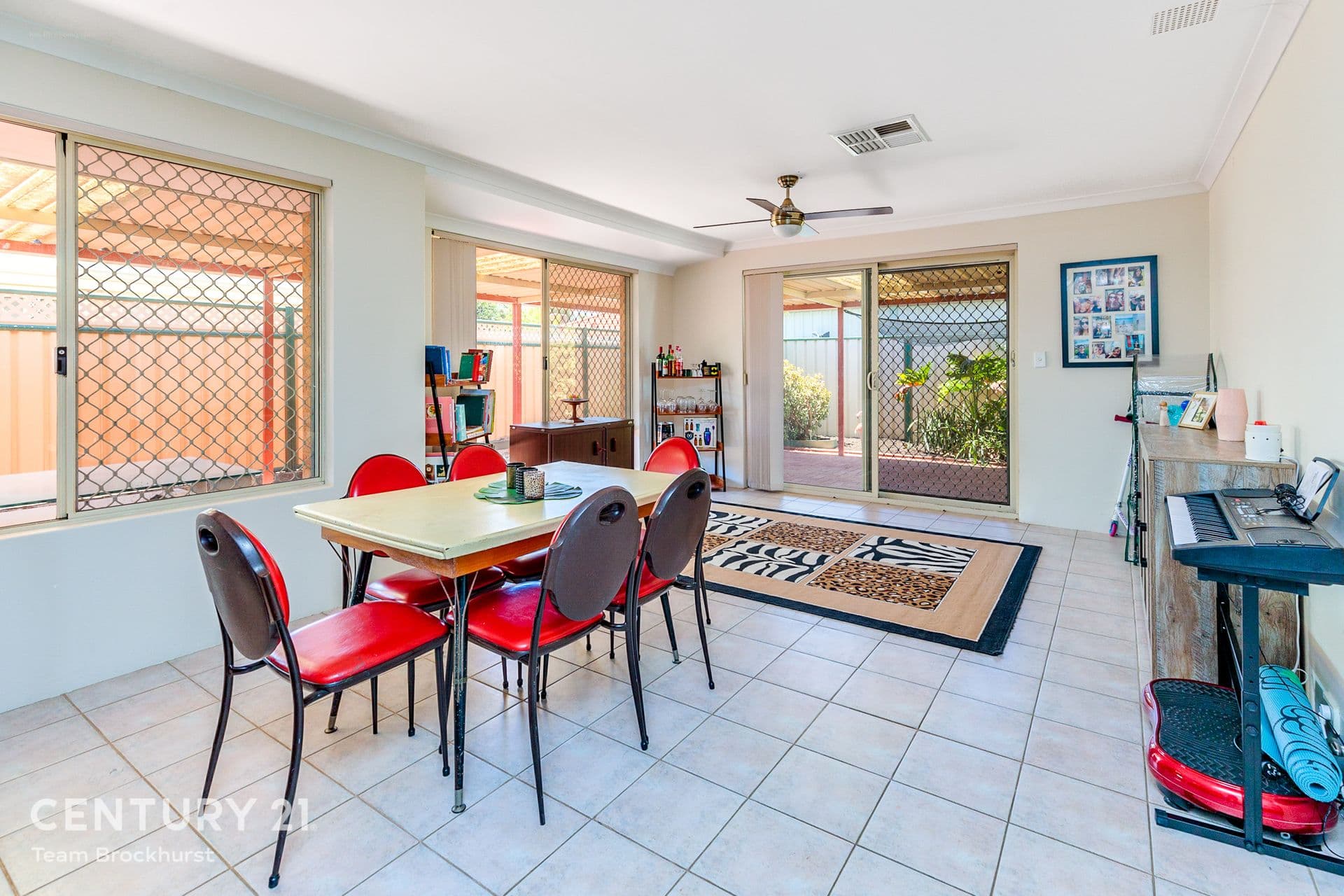 7/10 Warton Rd, Huntingdale, WA, 6110, Huntingdale - Thumbnail 3