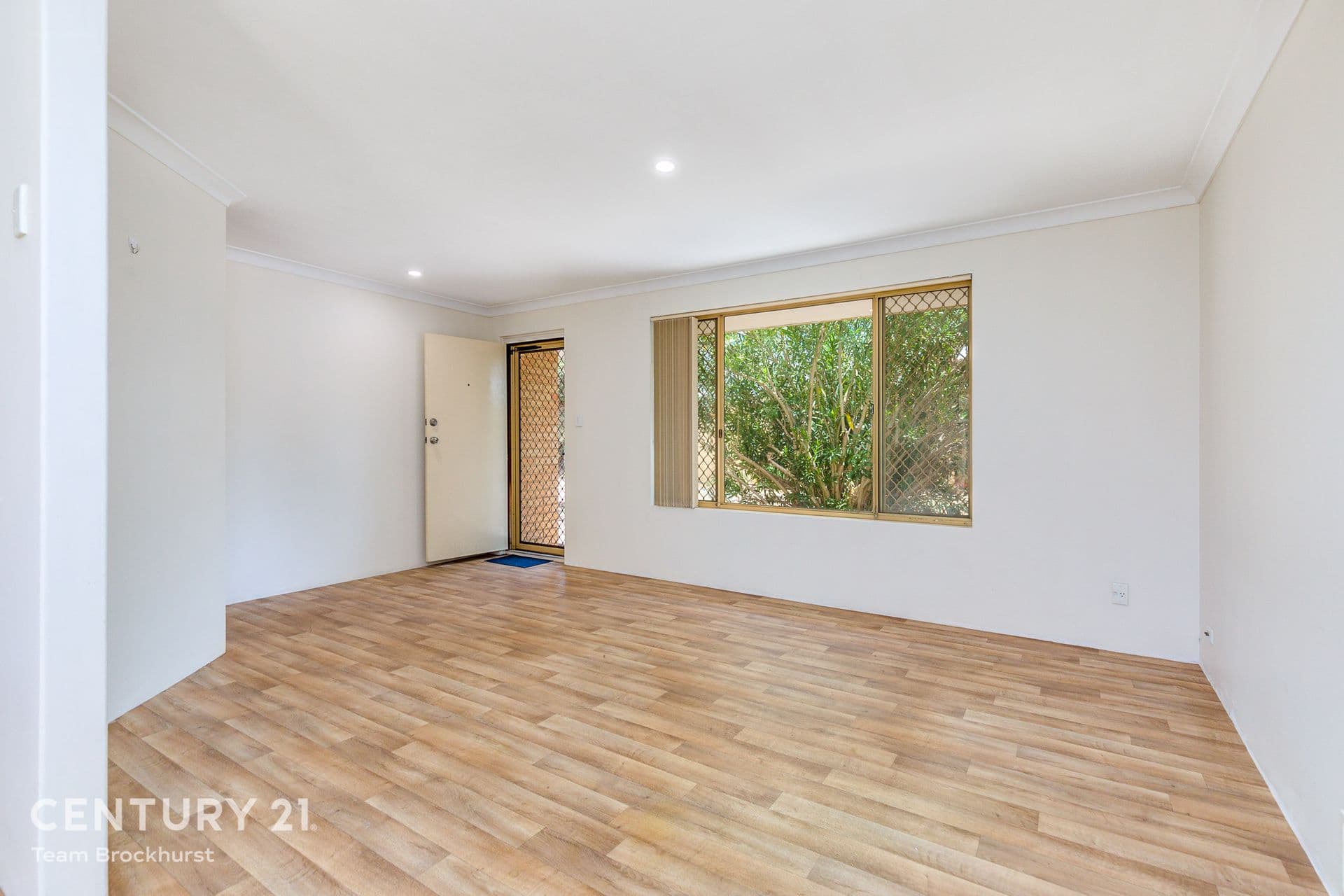 1/23 Quarram Way, Gosnells, WA, 6110, Gosnells - Thumbnail 2