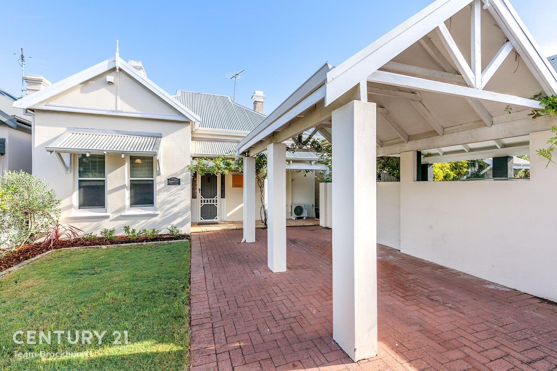 7/10 Warton Rd, Huntingdale, WA, 6110, Maylands - Image 1