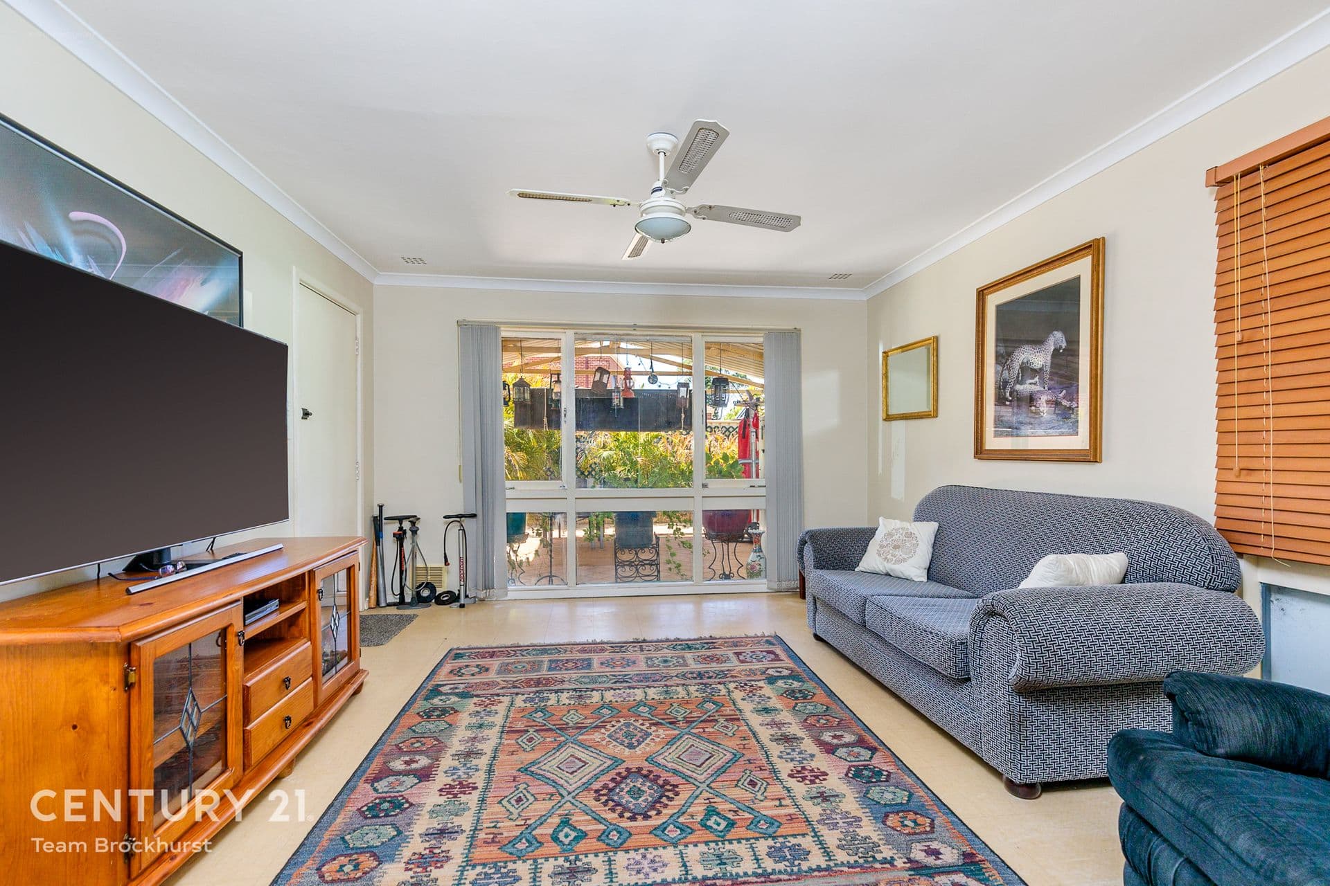64 Gillon Street, Karawara, WA, 6152, Karawara - Thumbnail 2