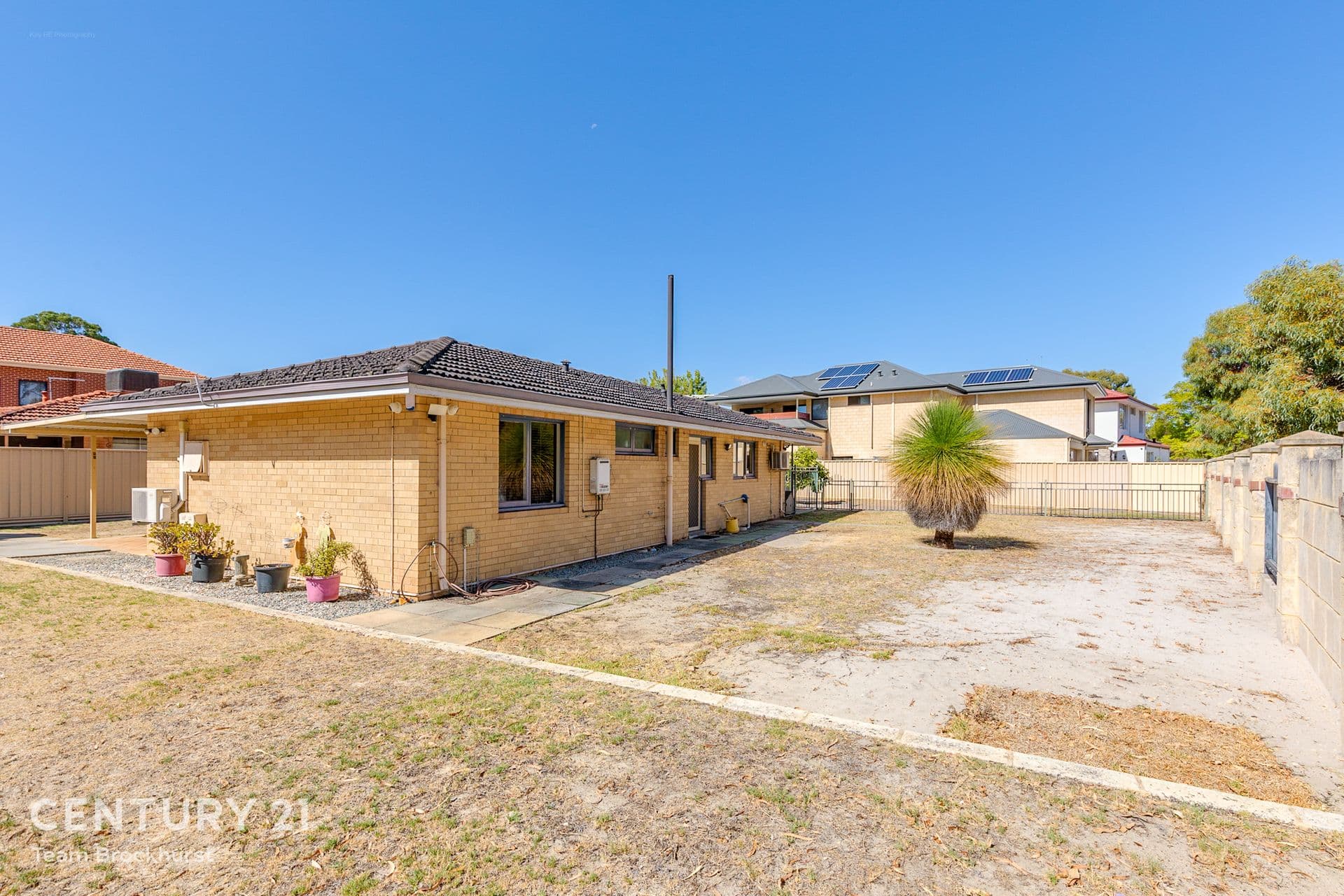 64 Gillon Street, Karawara, WA, 6152, Karawara - Thumbnail 5