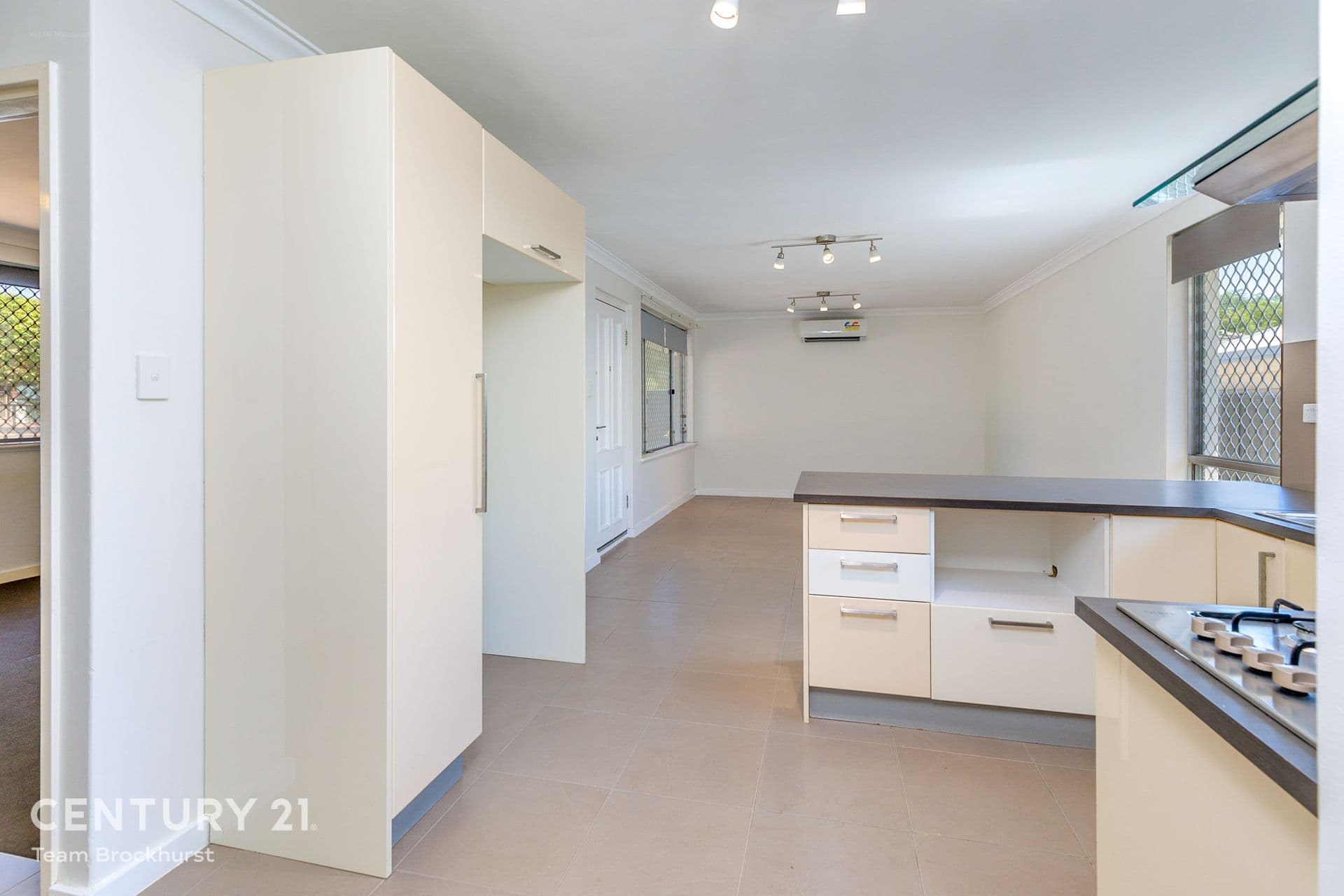 59 Banyard Avenue, Kelmscott, WA, 6111, Kelmscott - Thumbnail 8