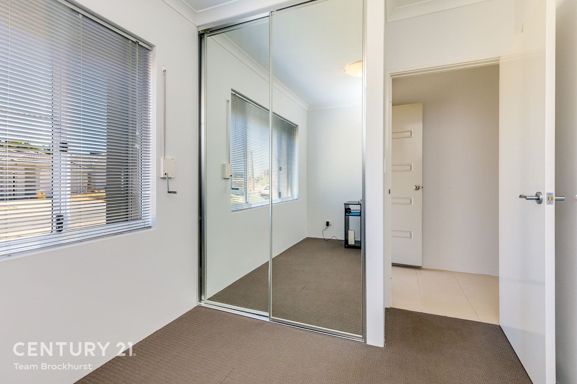 7/10 Warton Rd, Huntingdale, WA, 6110, East Cannington - Thumbnail 6