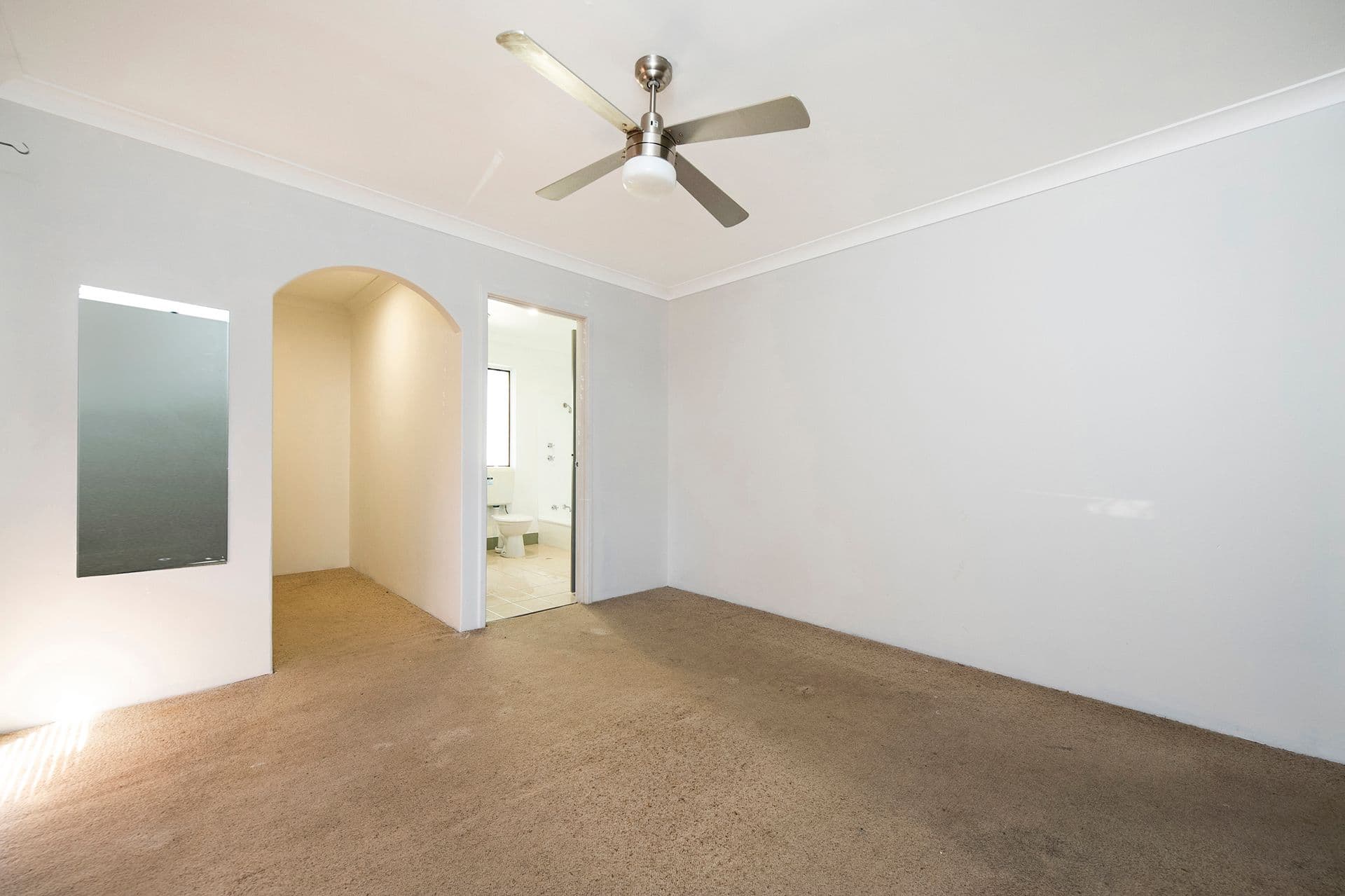 13 Boronia Close, Camillo, WA, 6111, Camillo - Thumbnail 8