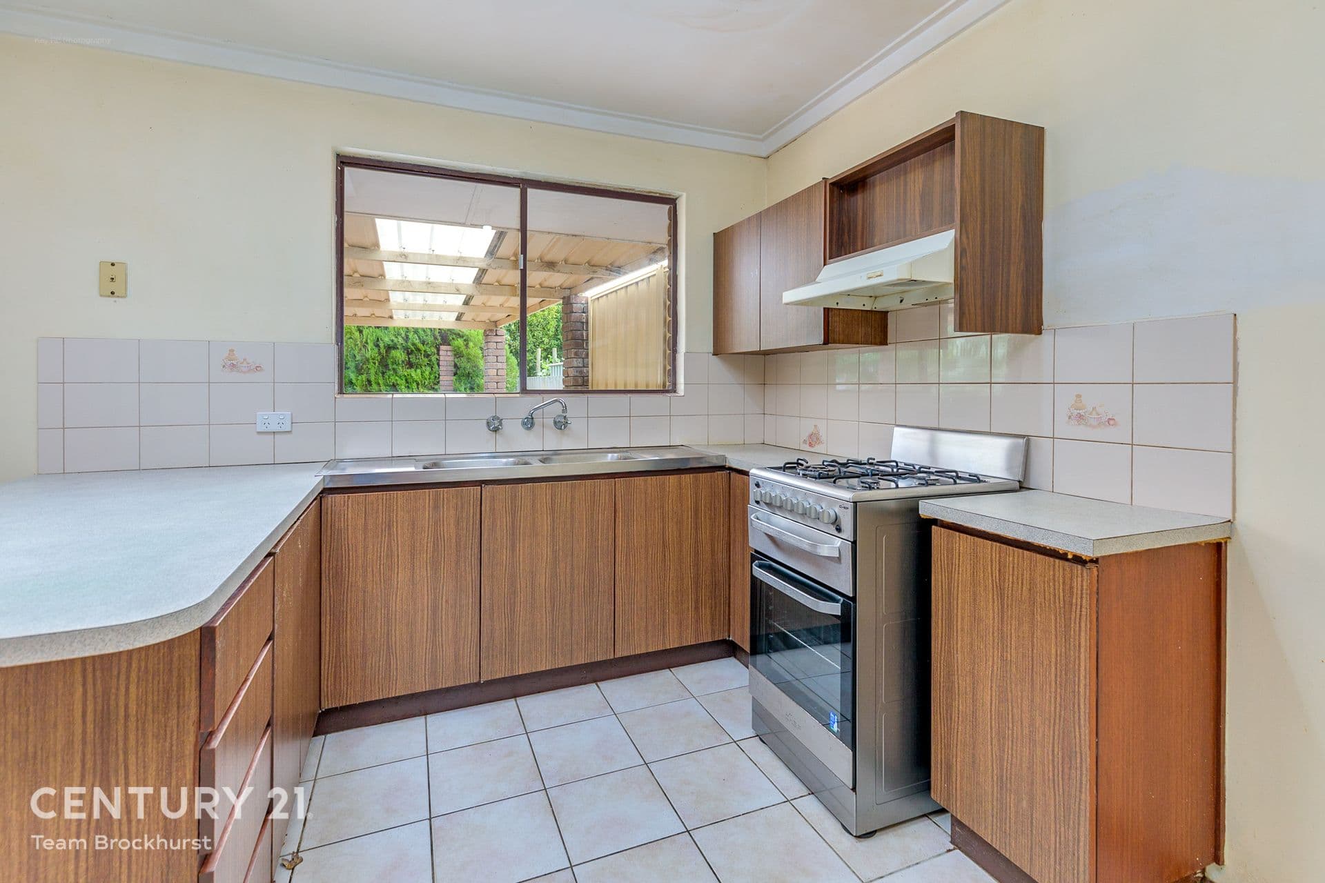 7/10 Warton Rd, Huntingdale, WA, 6110, Kelmscott - Thumbnail 2