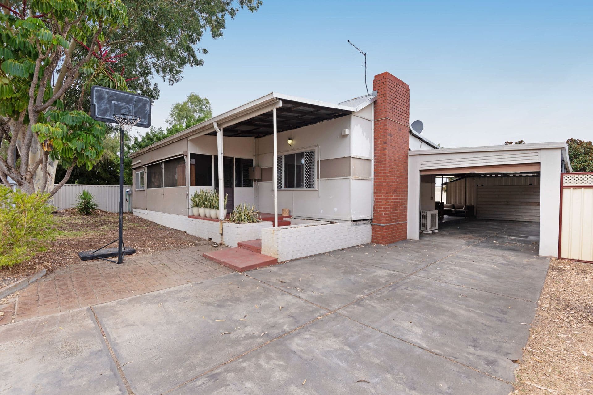 51 Eudoria Street, Gosnells, WA, 6110, Gosnells - Image 1