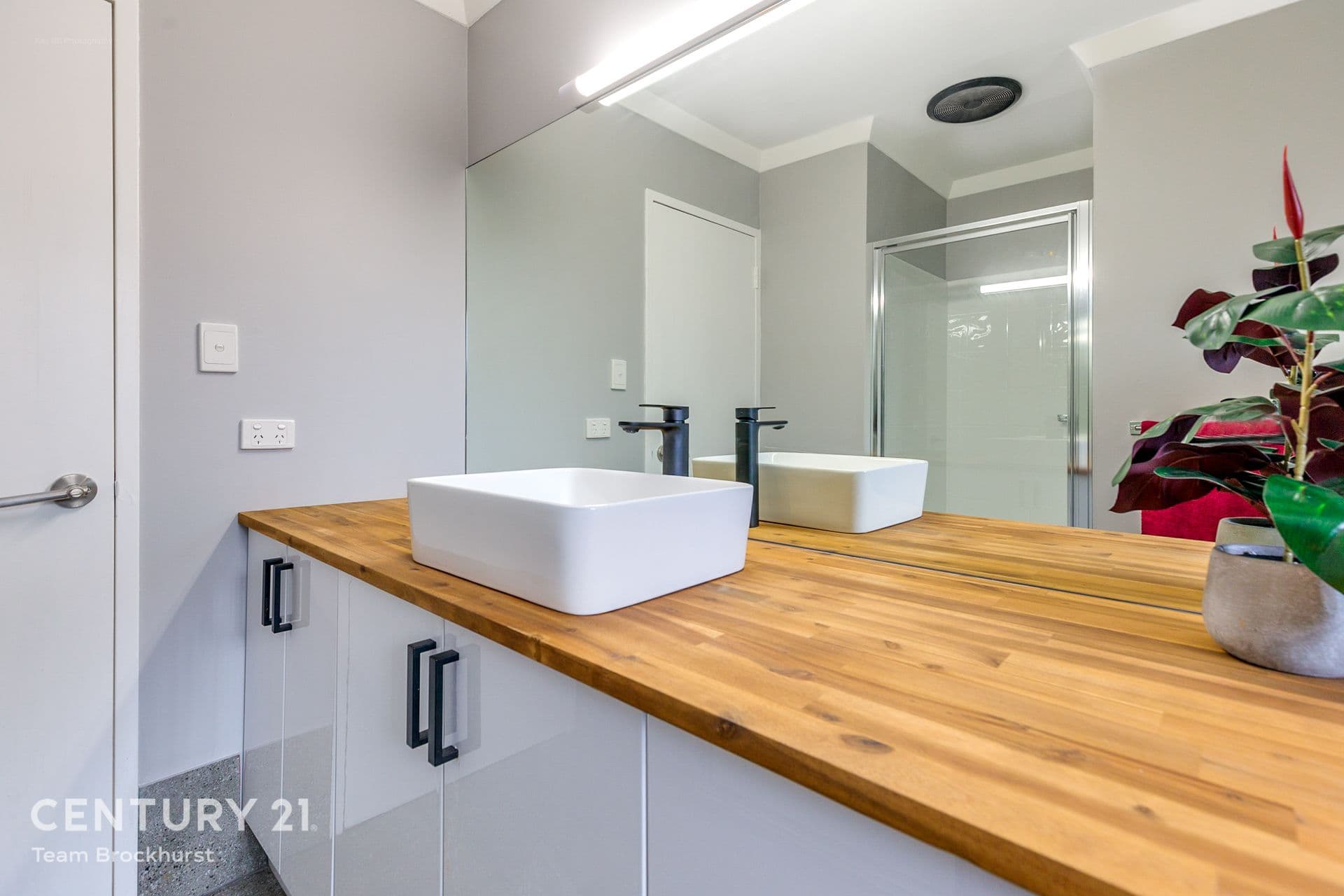 7/10 Warton Rd, Huntingdale, WA, 6110, Maddington - Thumbnail 3