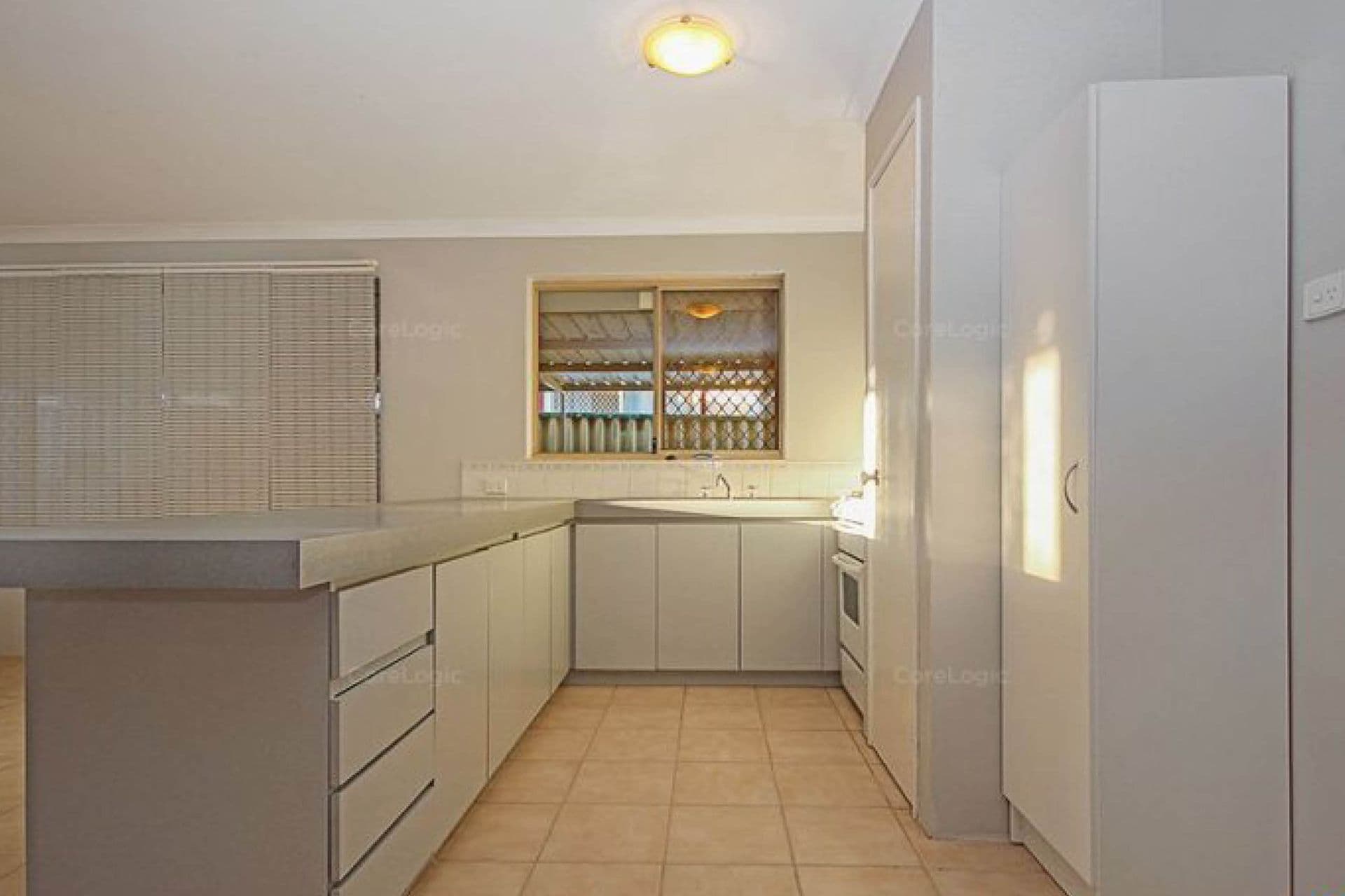 7/10 Warton Rd, Huntingdale, WA, 6110, Maddington - Thumbnail 3
