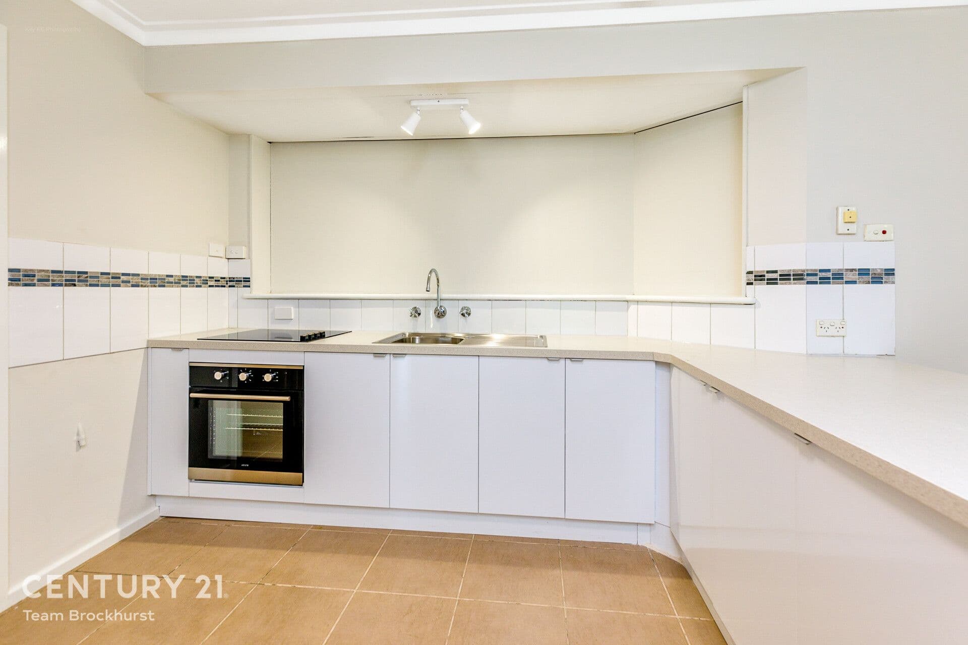 7/10 Warton Rd, Huntingdale, WA, 6110, Maddington - Thumbnail 2