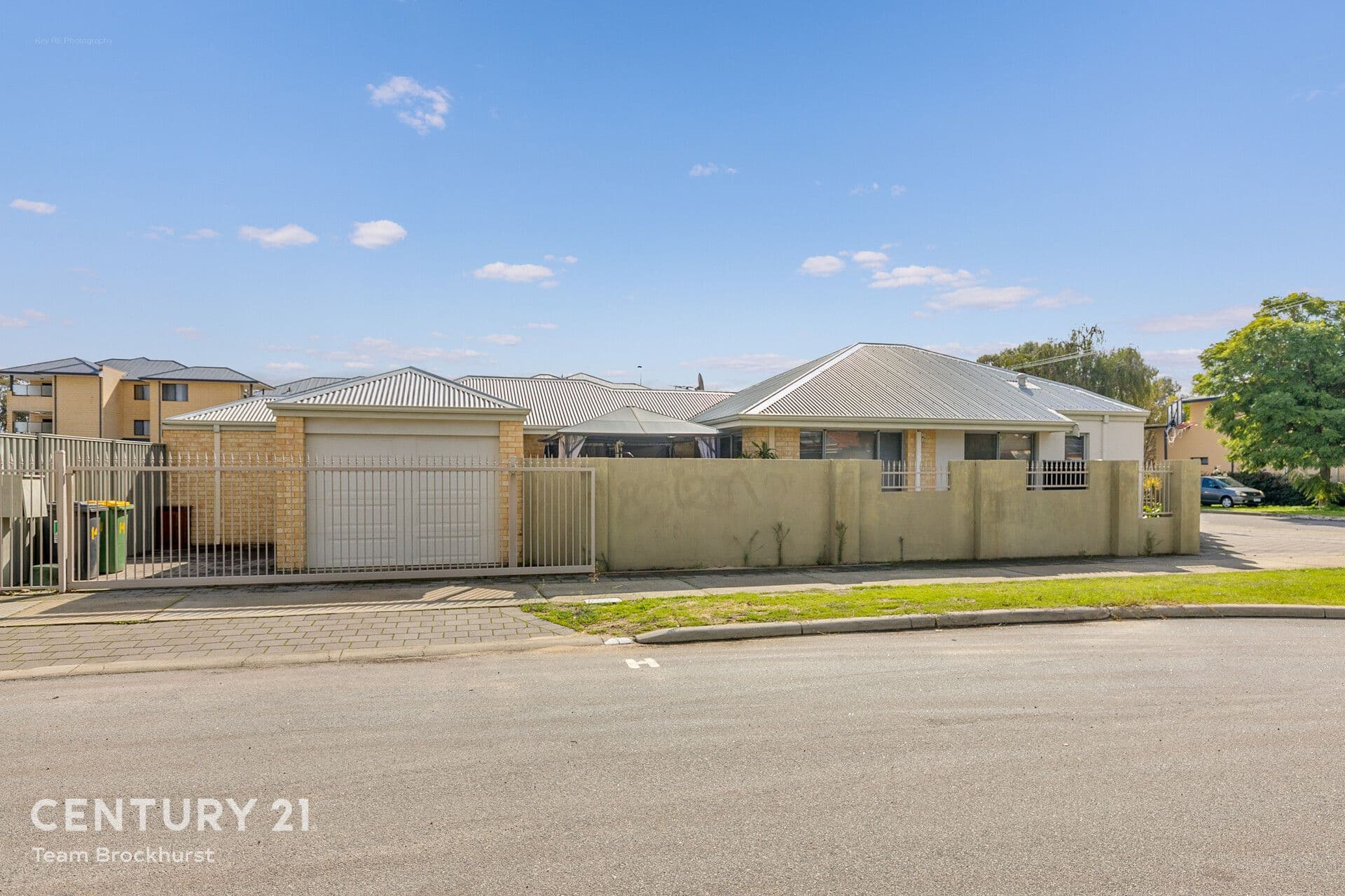 7/10 Warton Rd, Huntingdale, WA, 6110, Thornlie - Image 1