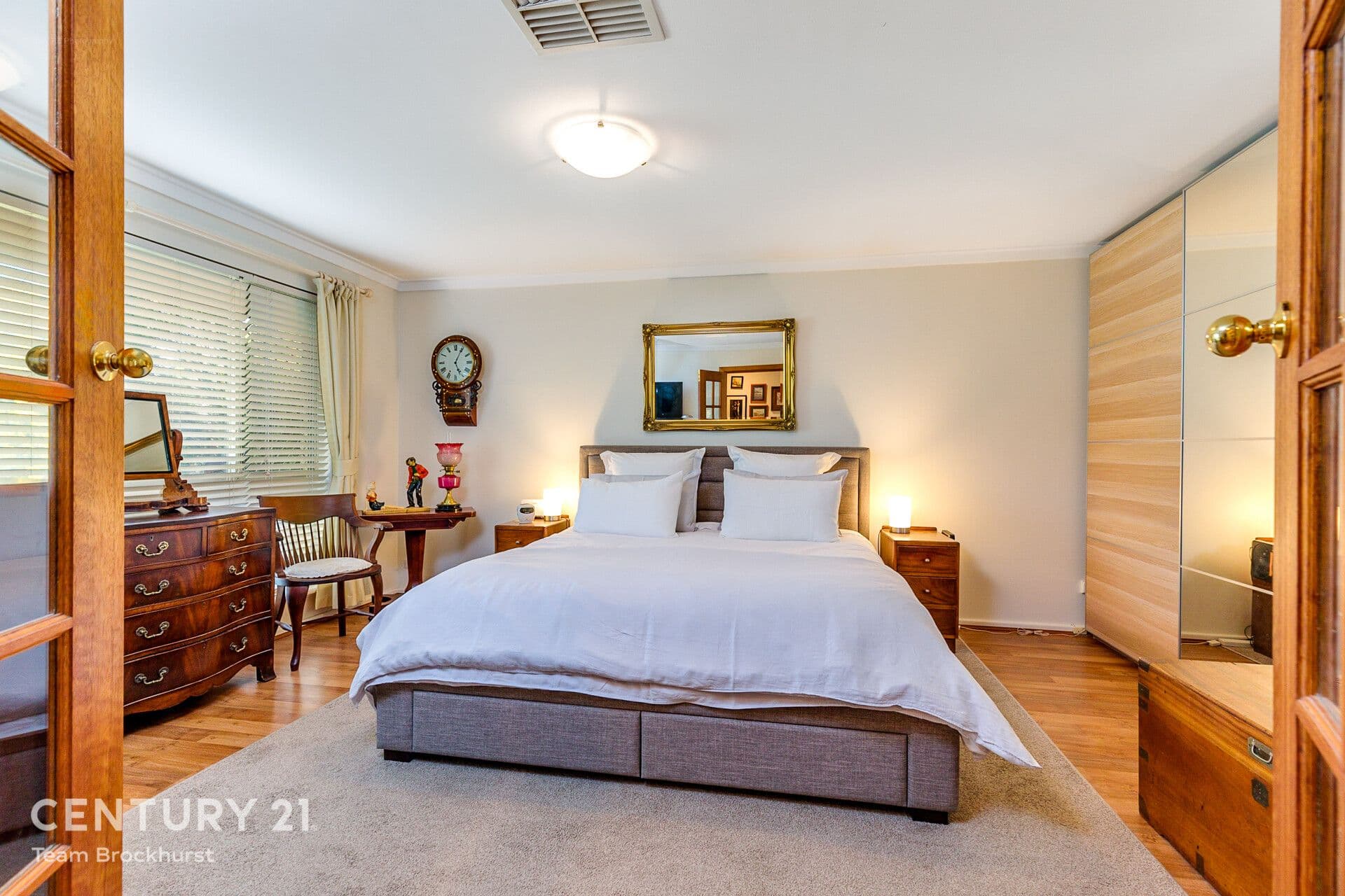 25 Harpenden Street, Huntingdale, WA, 6110, Huntingdale - Thumbnail 3