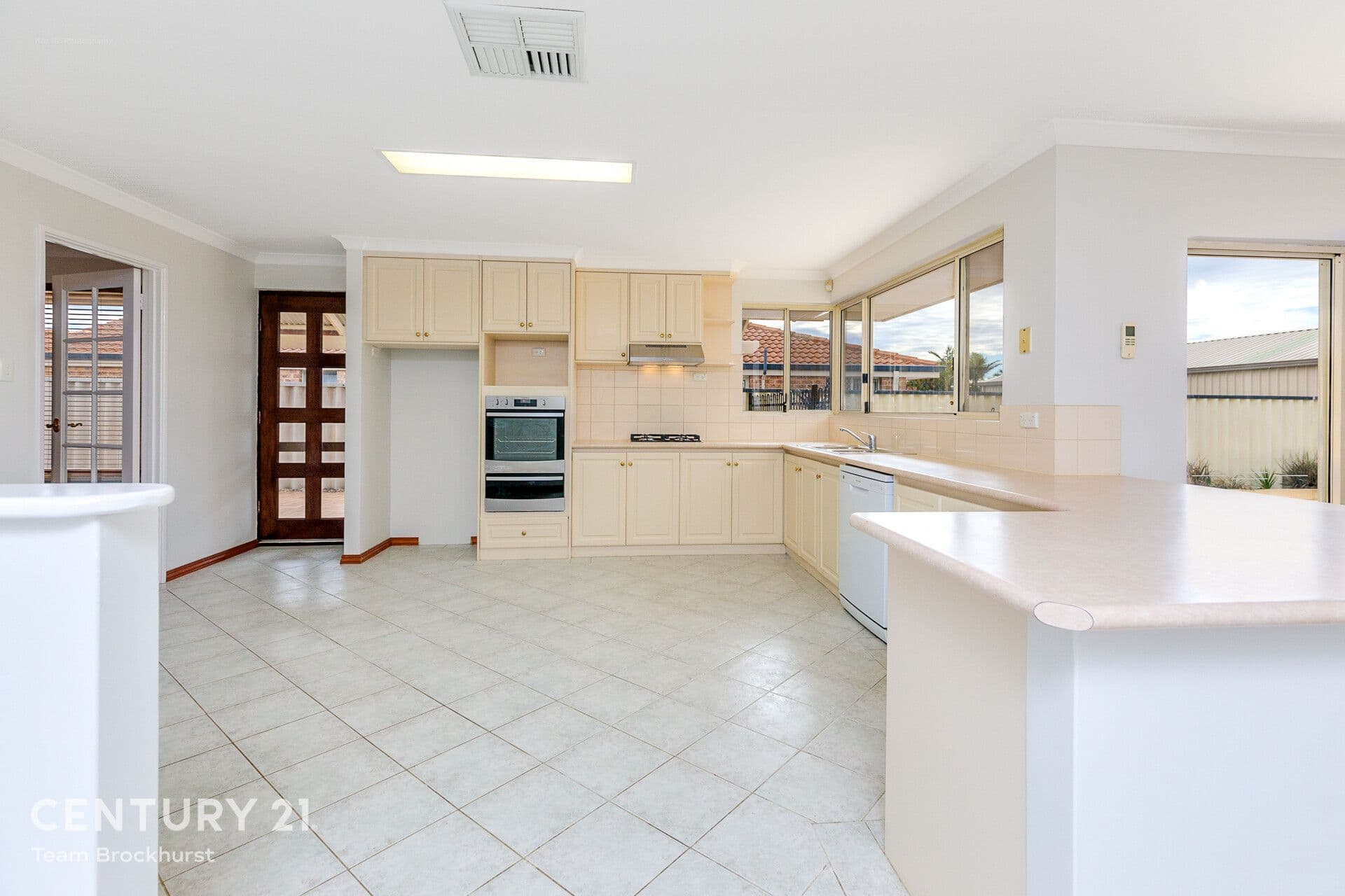 7/10 Warton Rd, Huntingdale, WA, 6110, Huntingdale - Thumbnail 3