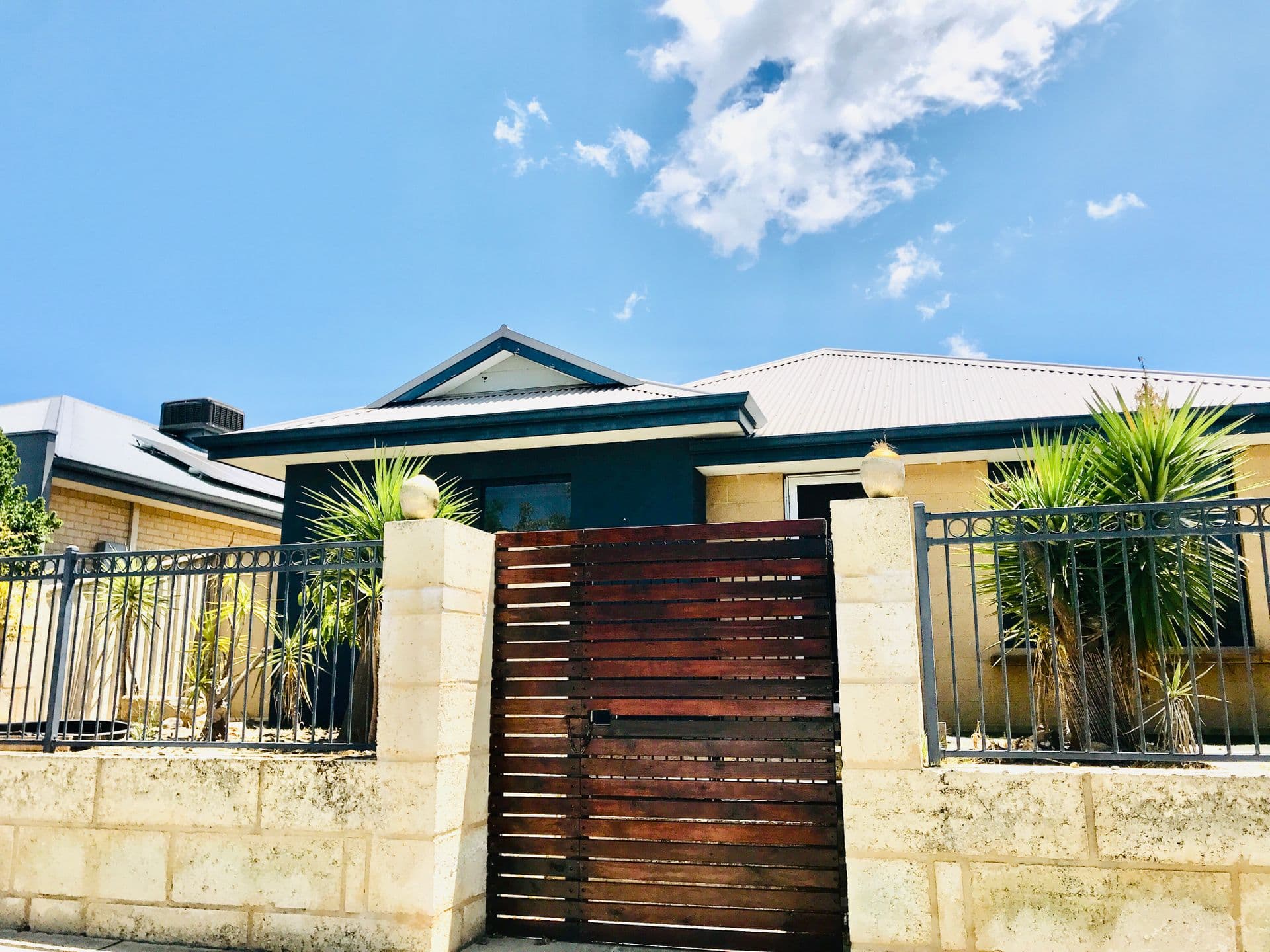 7/10 Warton Rd, Huntingdale, WA, 6110, Harrisdale - Image 1