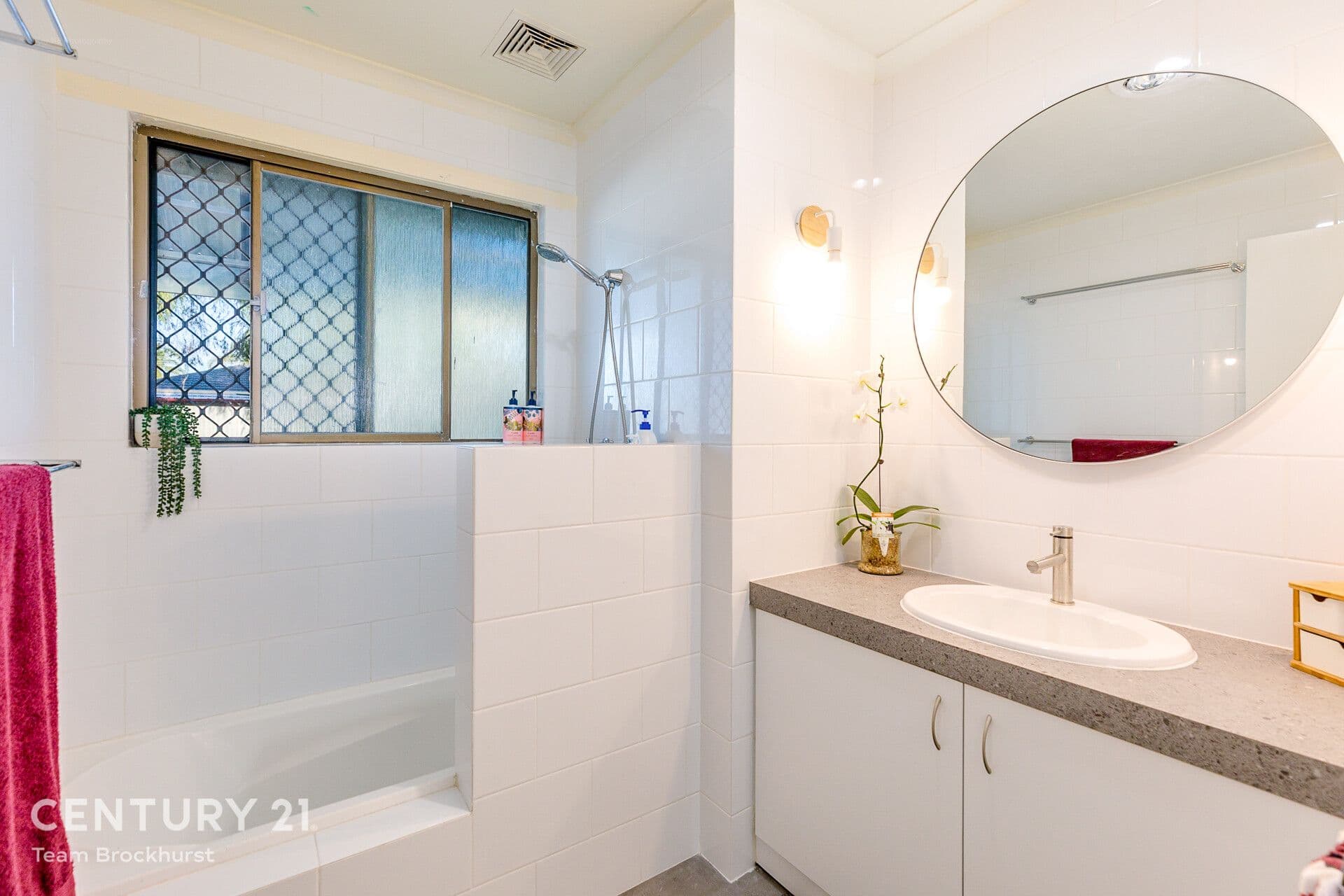13 Olney Place, Huntingdale, WA, 6110, Huntingdale - Thumbnail 3