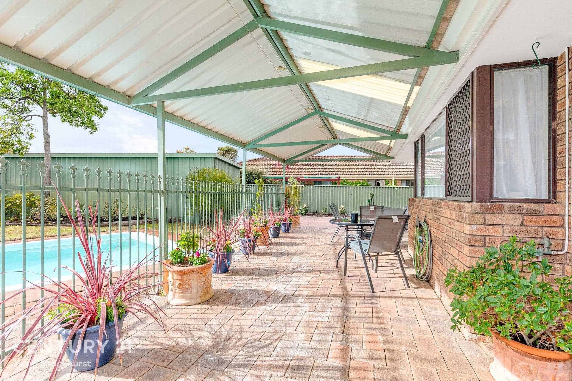 21 Regal Drive, Thornlie, WA, 6108, Thornlie - Thumbnail 3