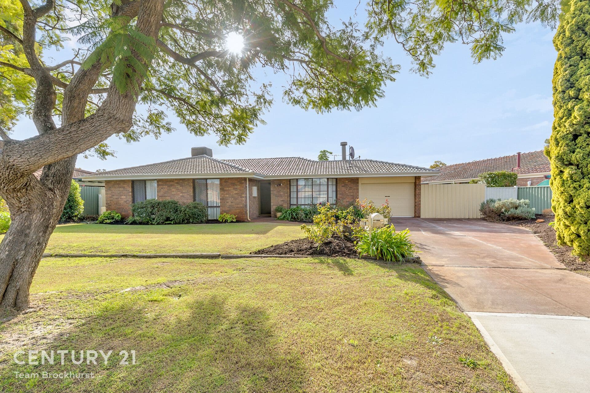 21 Regal Drive, Thornlie, WA, 6108, Thornlie - Image 1