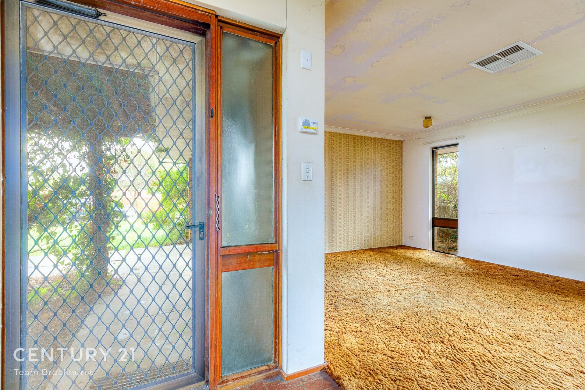 22 Lawrence Street, Gosnells, WA, 6110, Gosnells - Thumbnail 5