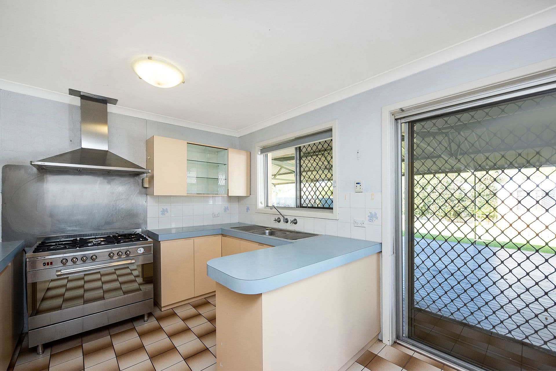 7/10 Warton Rd, Huntingdale, WA, 6110, Kelmscott - Thumbnail 3