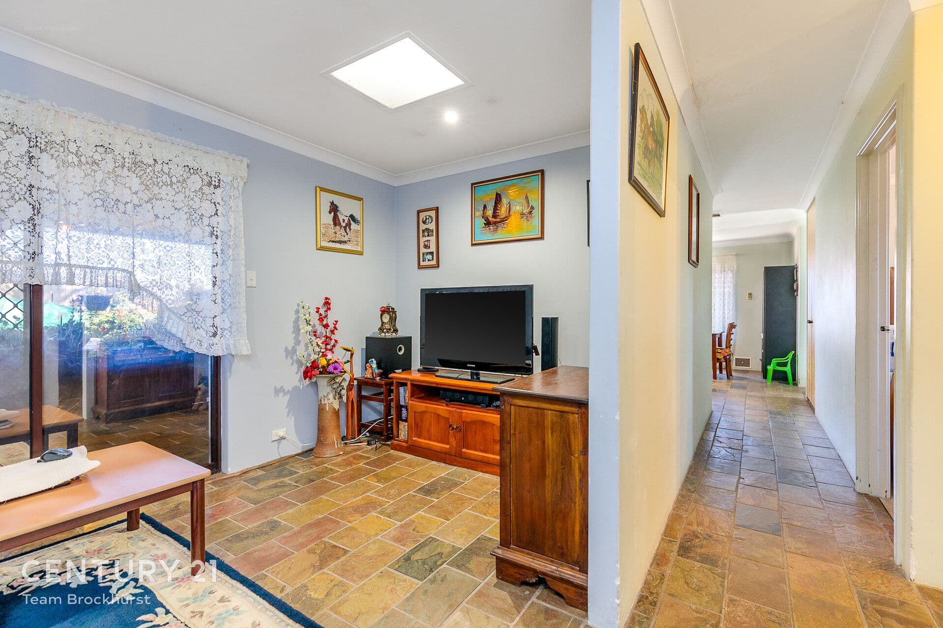 13 Farnham Place, Gosnells, WA, 6110, Gosnells - Thumbnail 6