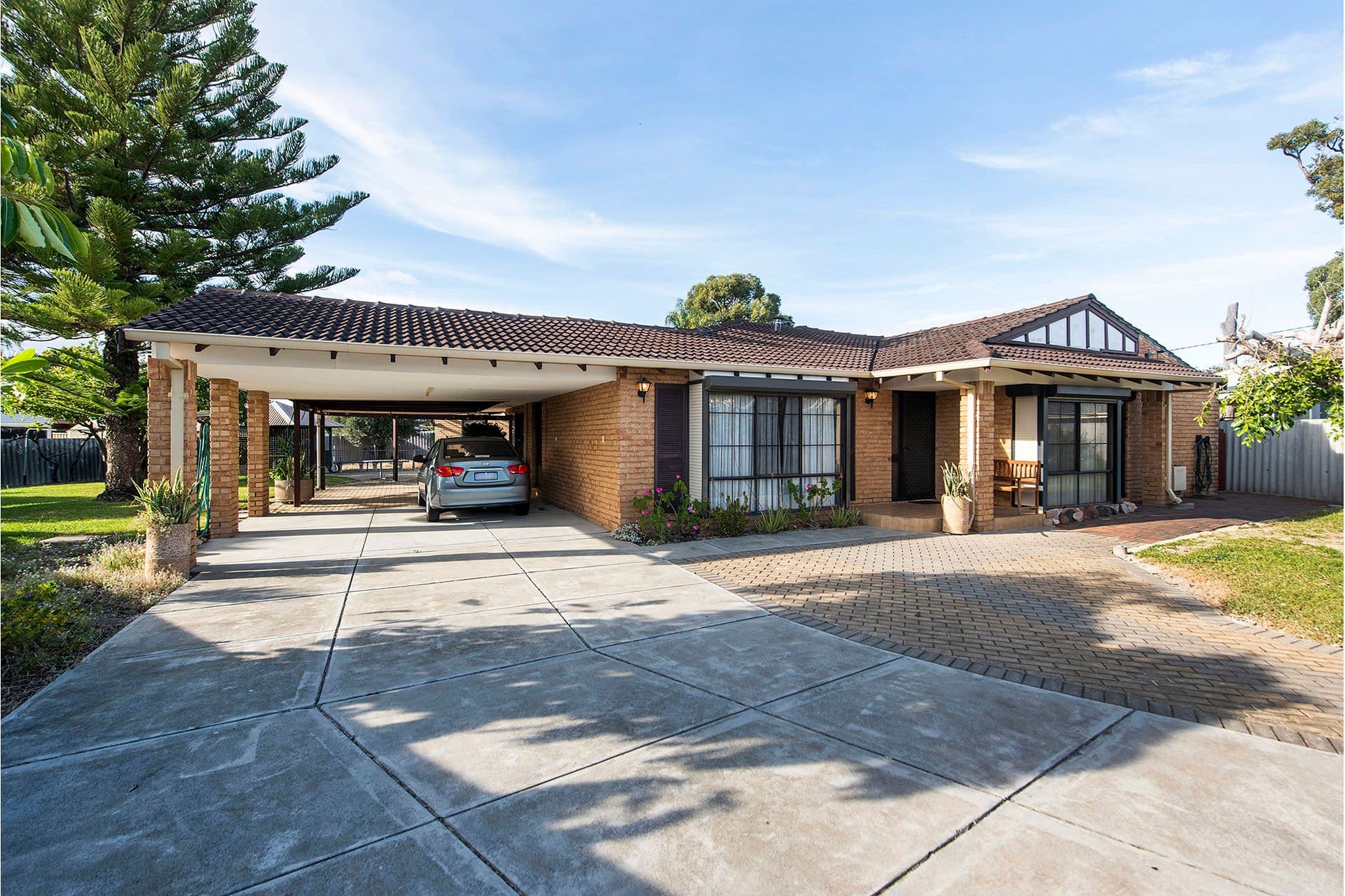 7/10 Warton Rd, Huntingdale, WA, 6110, High Wycombe - Image 1